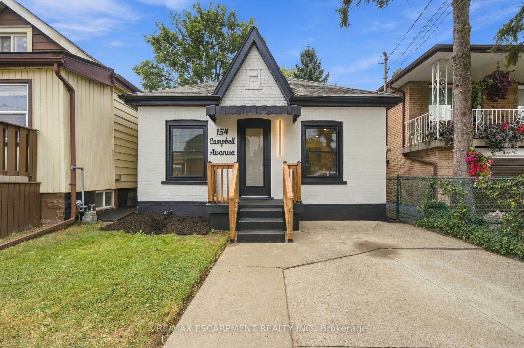 154 Campbell Avenue, Hamilton, ON L8H 2E9