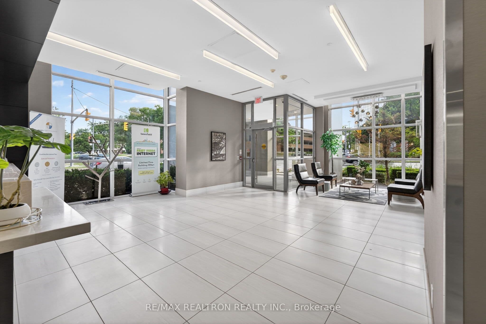 275 Yorkland Road, Toronto, ON M2J 0B3