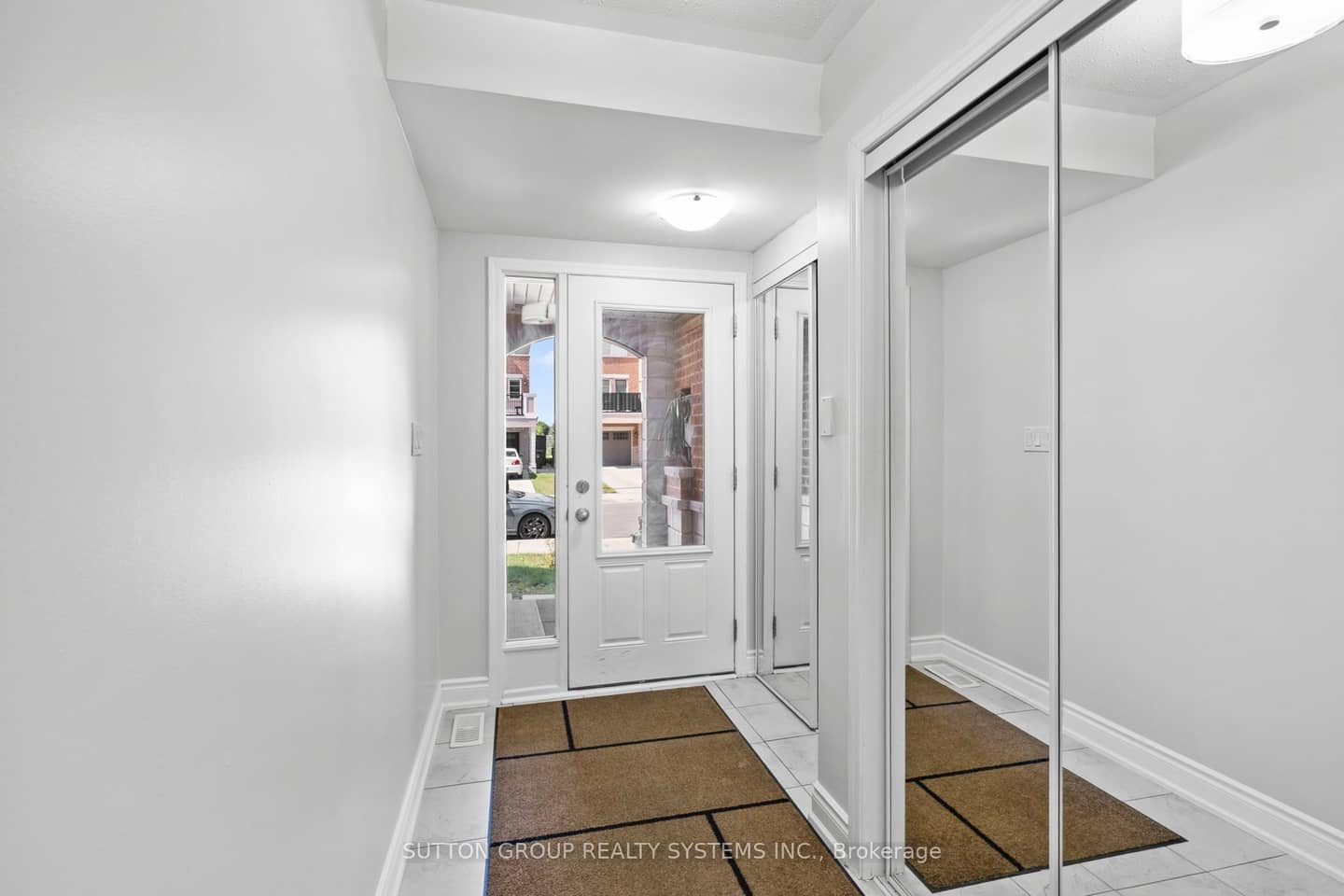 11 Fusilier Drive, Toronto, ON M1L 0J4