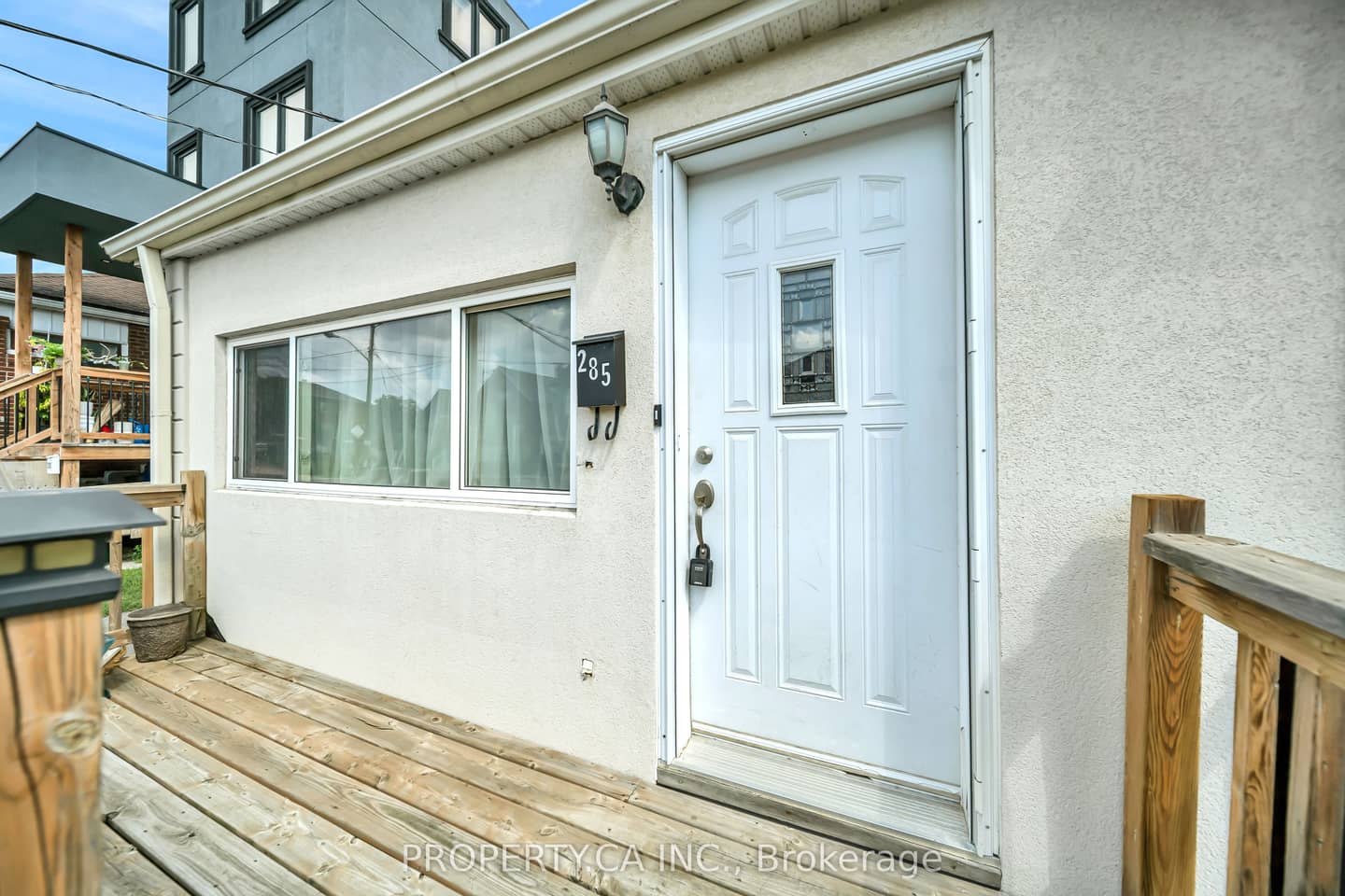 285 Robina Avenue, Toronto, ON M6C 3Y9