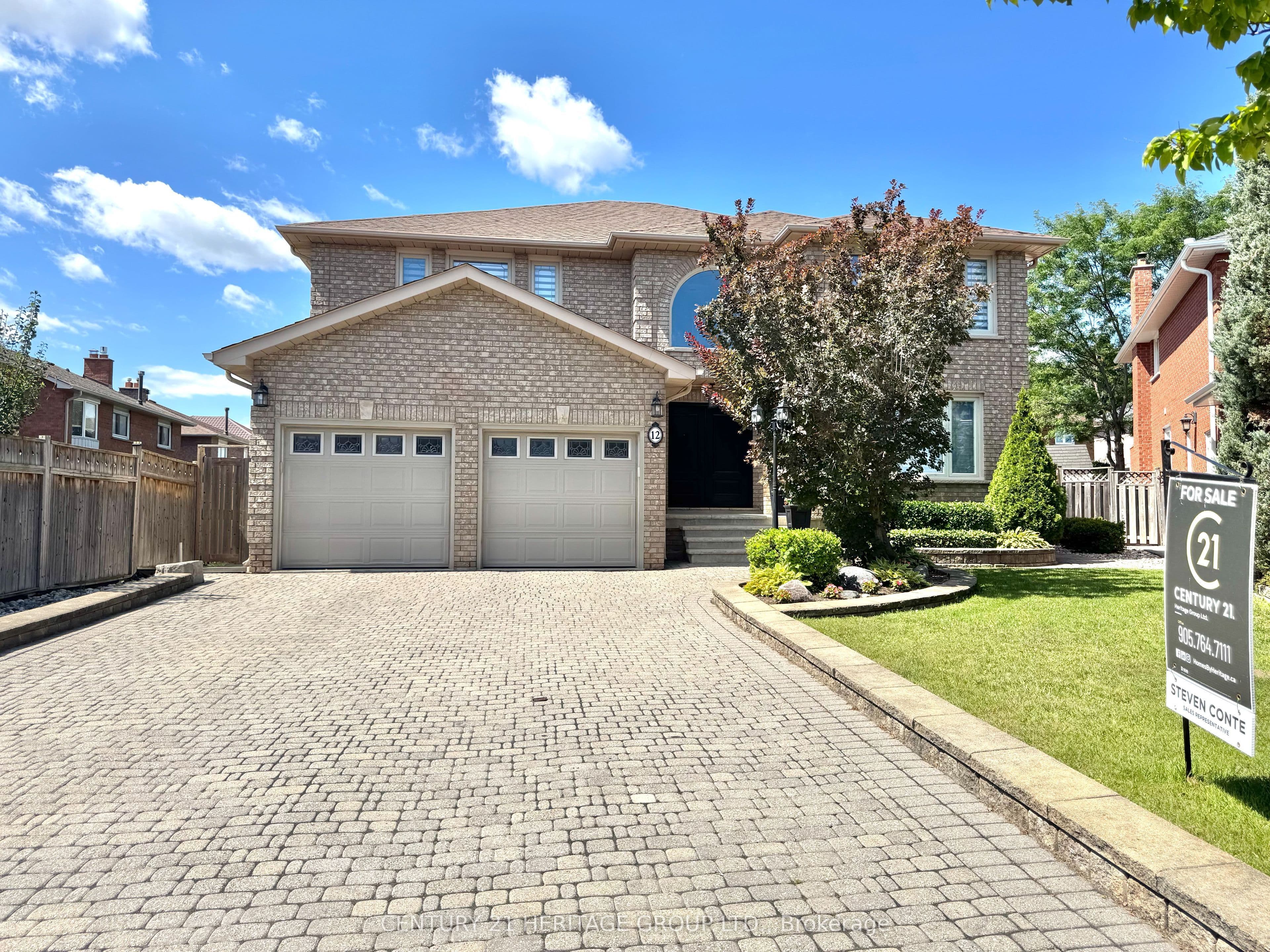 12 Lavinio Court, Vaughan, ON L6A 1V8