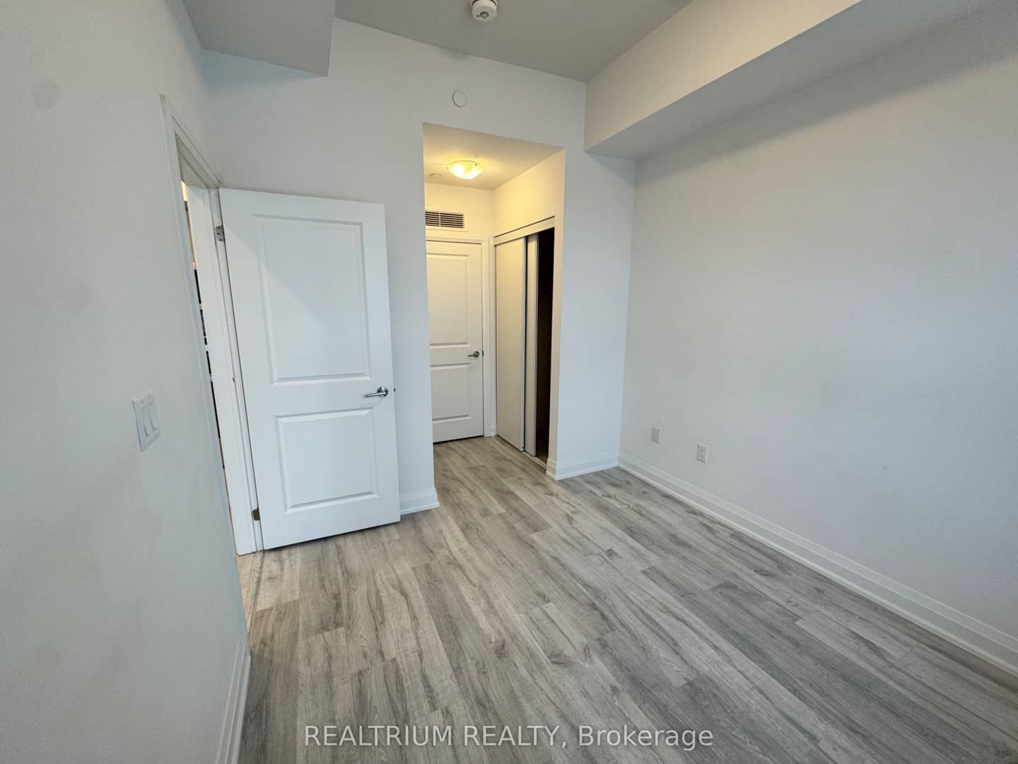 9700 Ninth Line 722, Markham, ON L6B 1A8