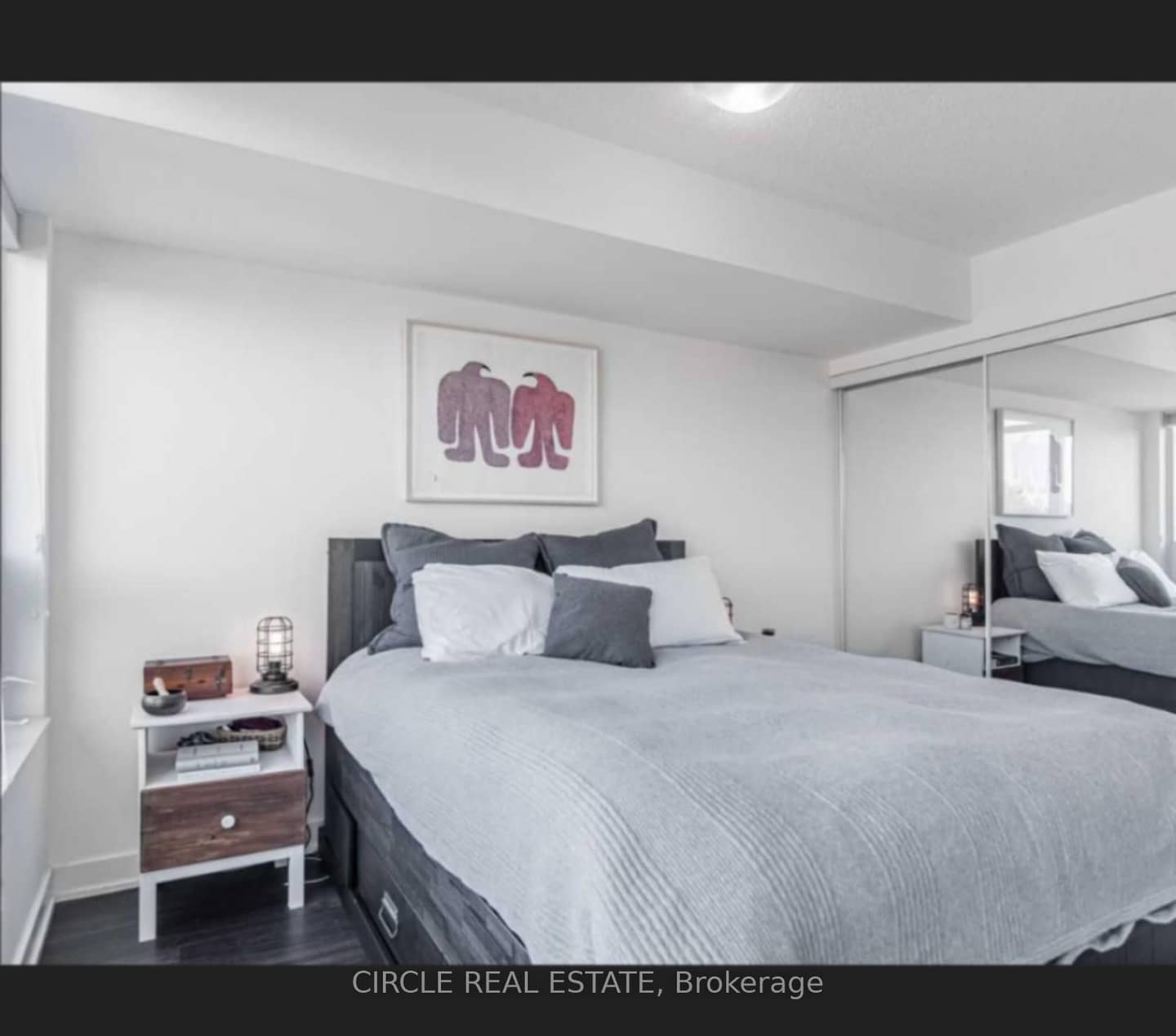 11 Superior Ave Avenue, Toronto, ON M8V 0A7