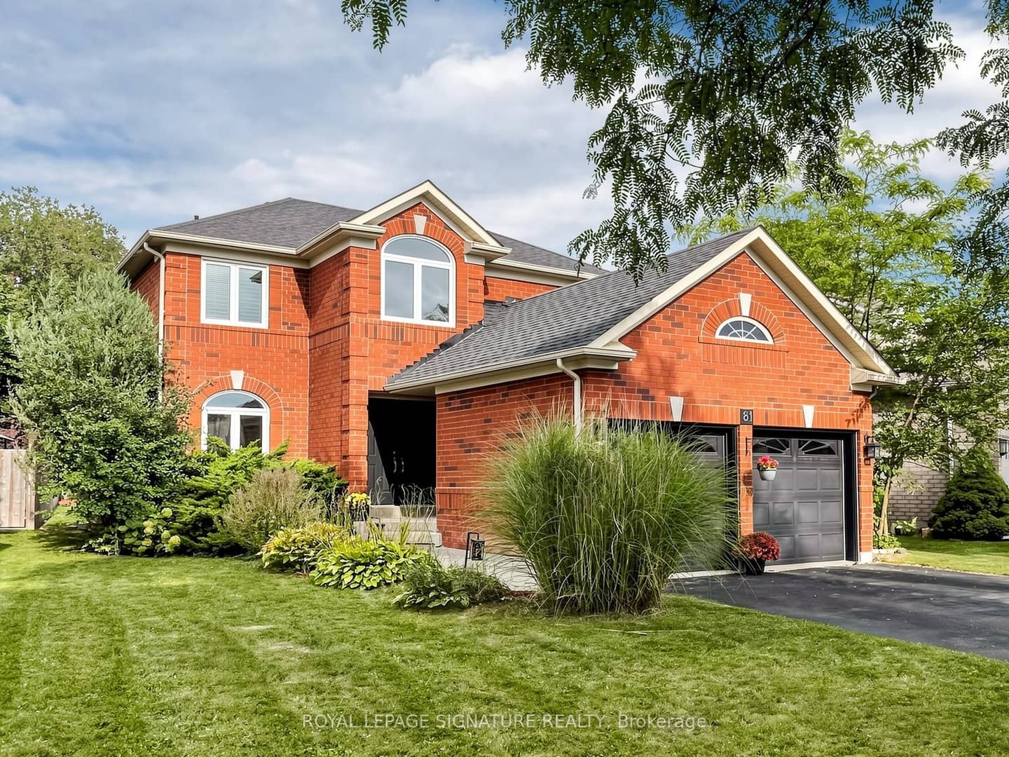 81 Pinnacle Trail, Aurora, ON L4G 7G6