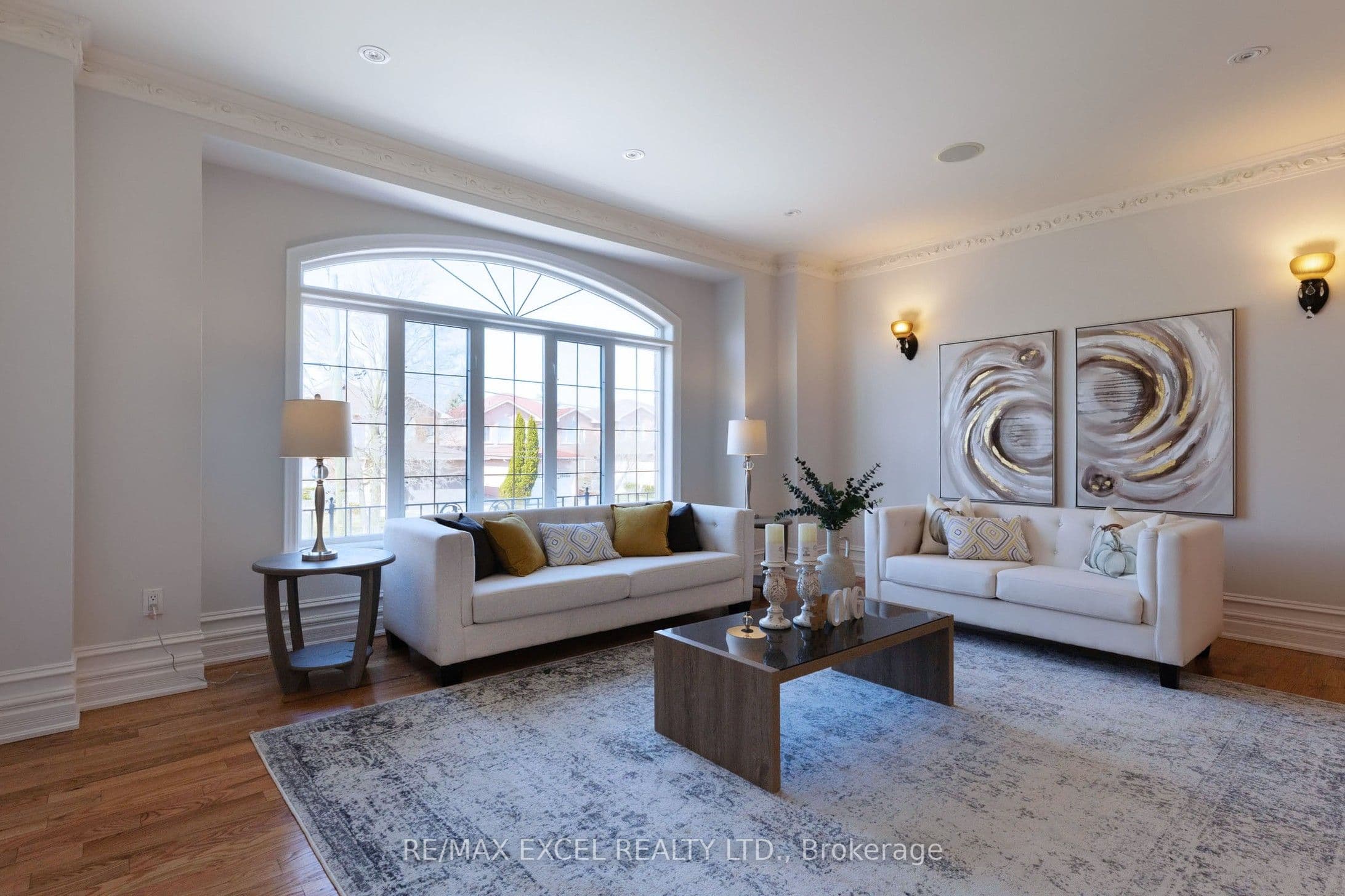 25 Oak Avenue, Richmond Hill, ON L4C 6R5