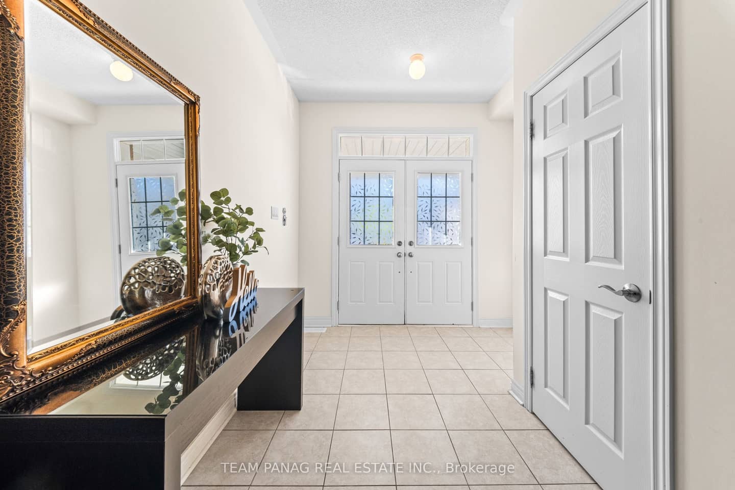 124 Watsonbrook Drive, Brampton, ON L6R 0R4