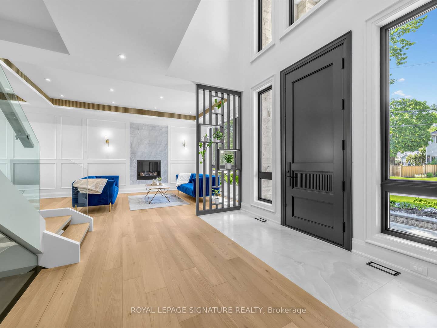 73 Starlight Crescent, Richmond Hill, ON L4C 4X3