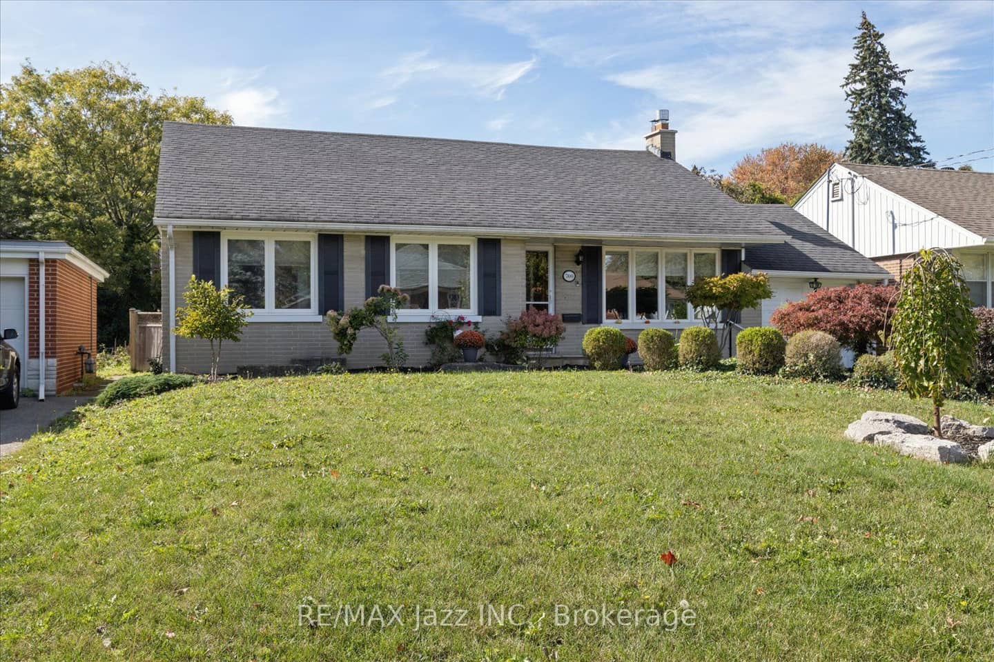 700 Grierson Street, Oshawa, ON L1G 5J5
