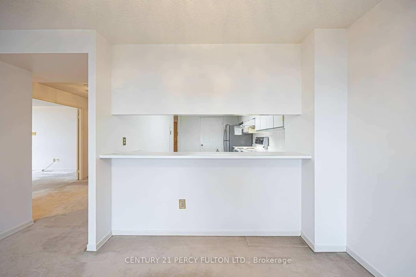 5 Kenneth Avenue 907, Toronto, ON M2N 6M7