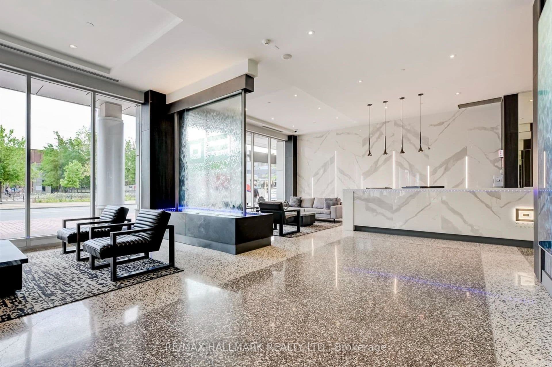 218 Queens Quay W 402, Toronto, ON M5J 2Y6