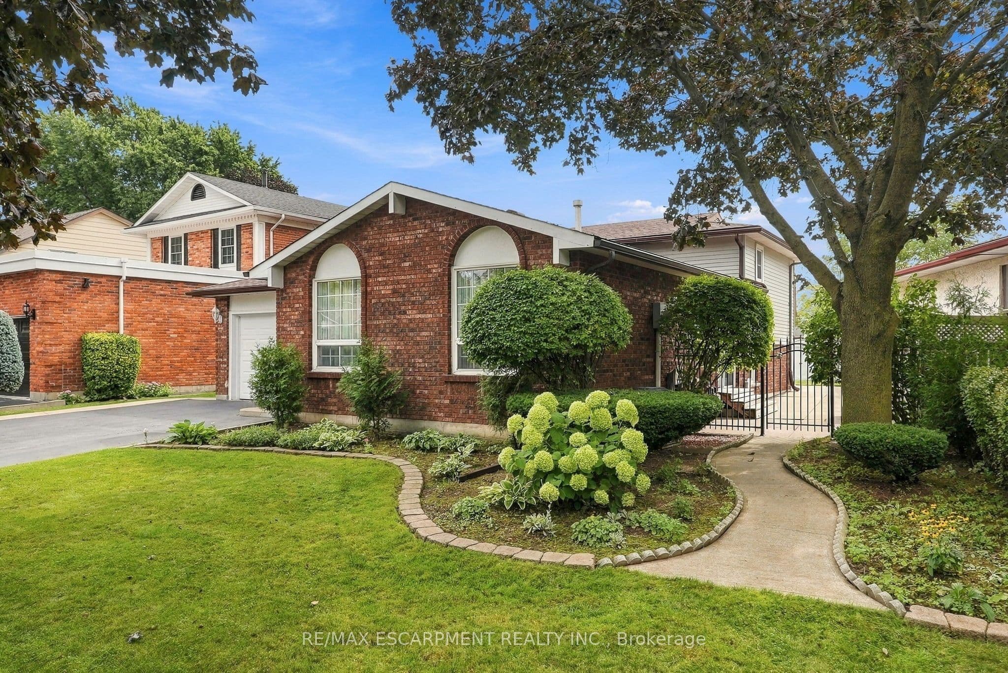 10 Audubon Street N, Hamilton, ON L8J 1P7