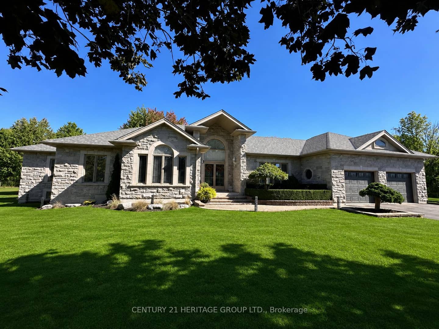 49 Shore Crescent, Georgina, ON L0E 1S0