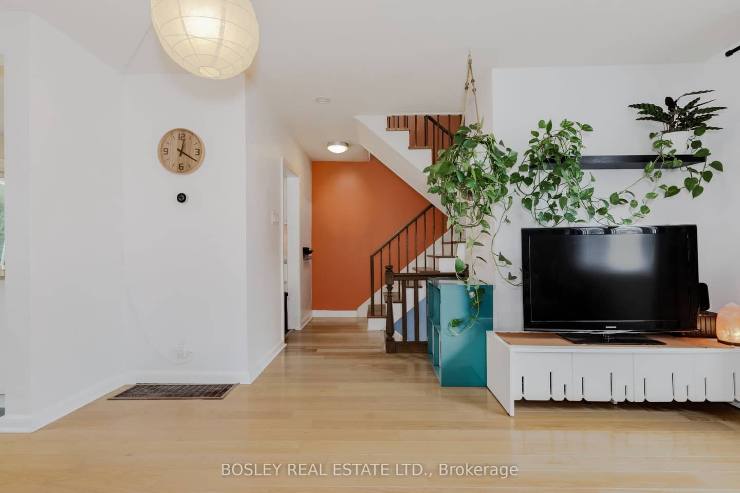 2 Cottonwood Drive, Toronto, ON M3C 2B4
