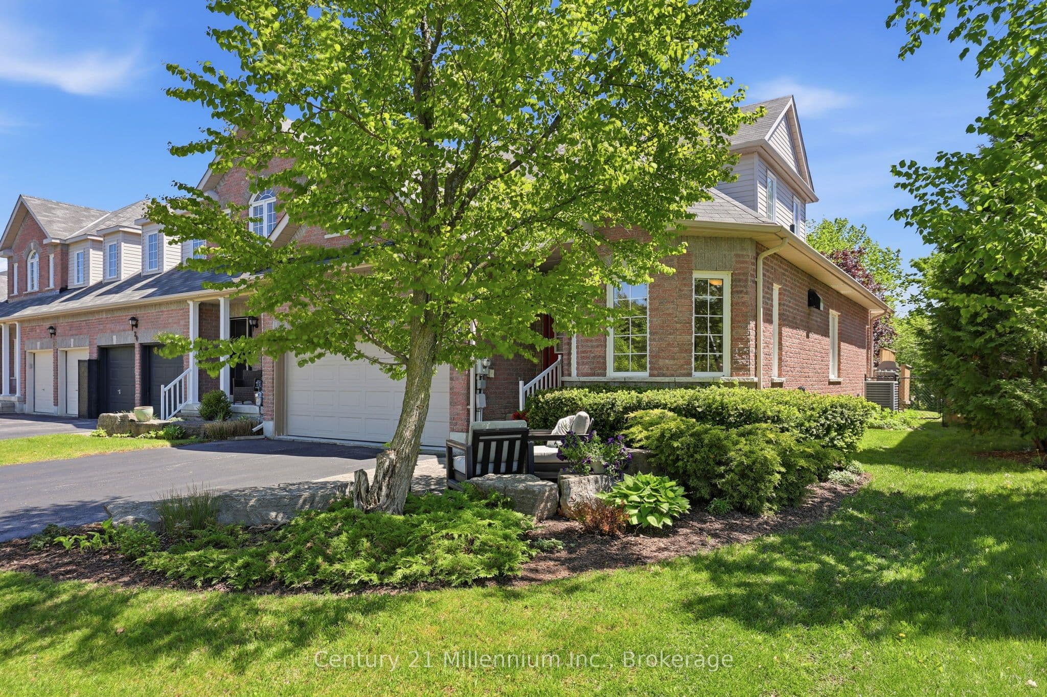 18 Thomas Drive, Collingwood, ON L9Y 0A6