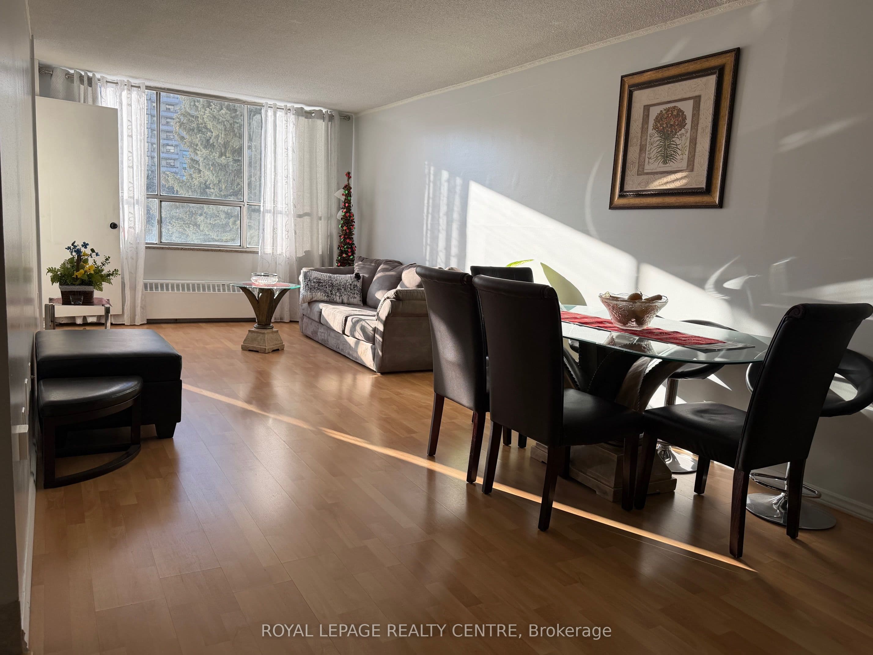 340 Dixon Road 209, Toronto, ON M9R 1T1