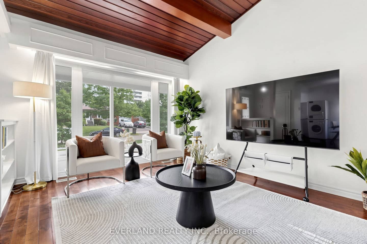 38 Six Nations Avenue, Toronto, ON M1H 1R5