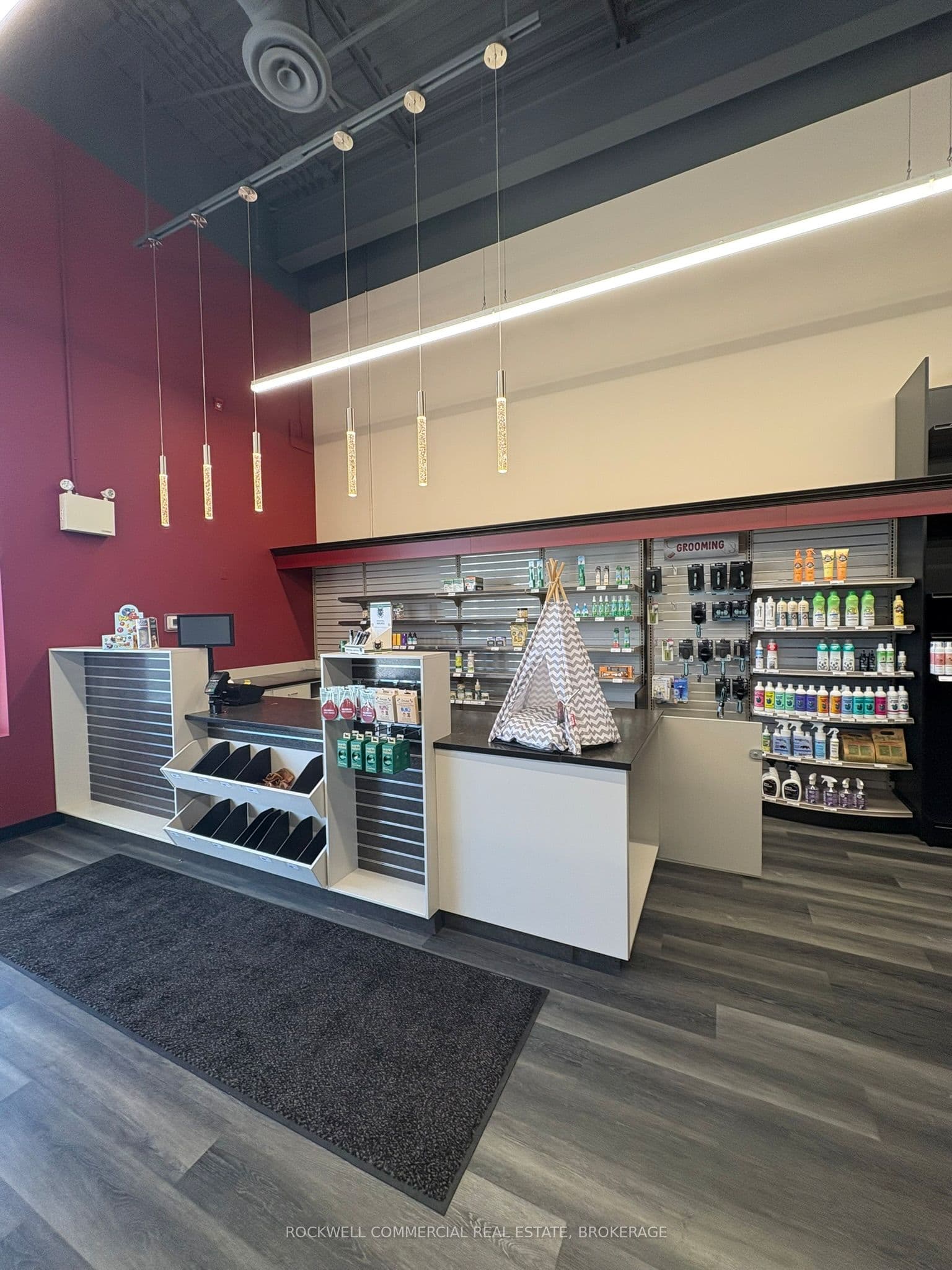 225 Gore Road 7, Kingston, ON K7L 0C3
