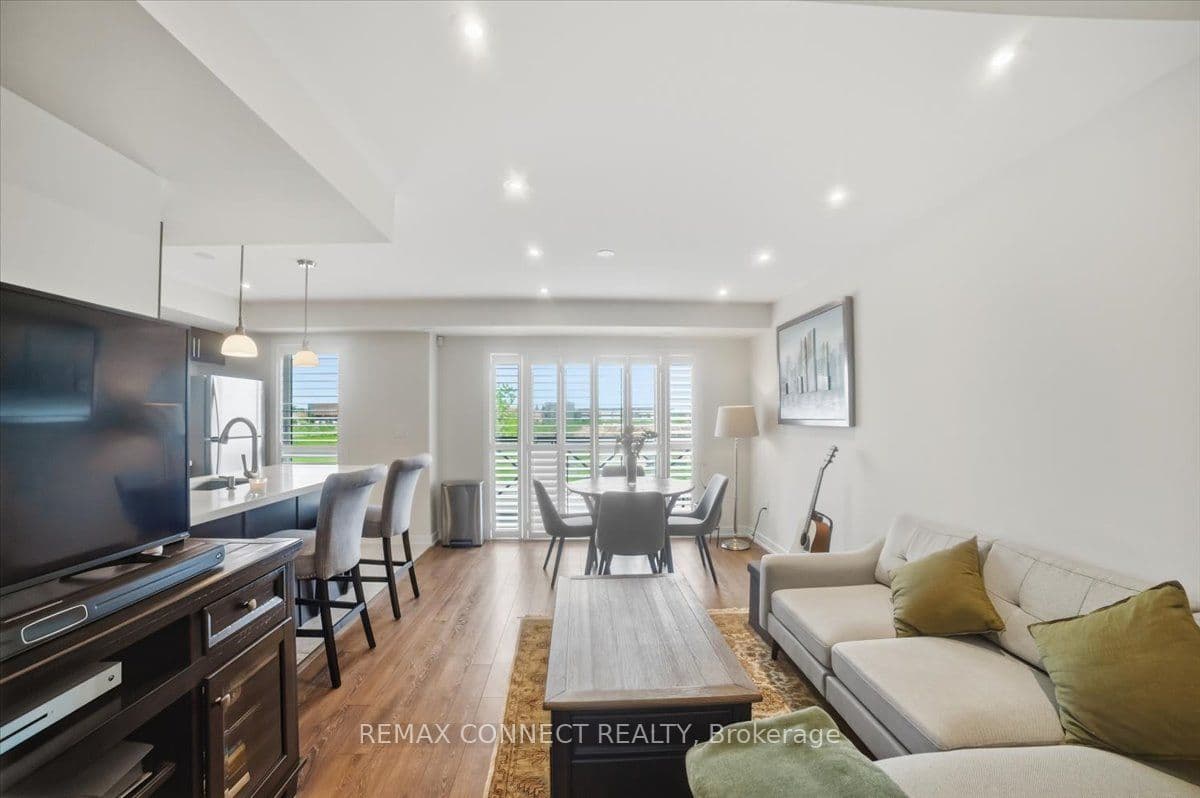 10 Westmeath Lane 2231, Markham, ON L6B 1N5