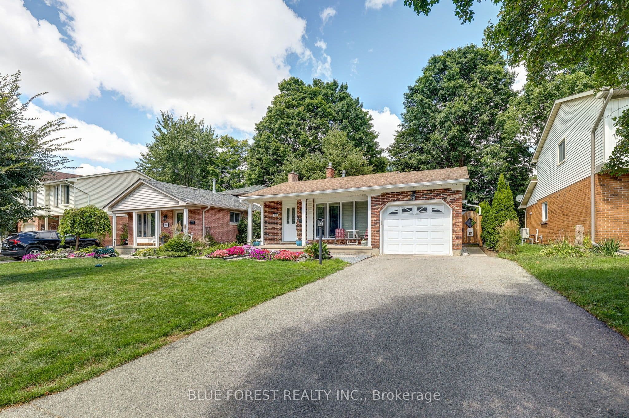 219 Worthington Avenue, London South, ON N5Z 4H9