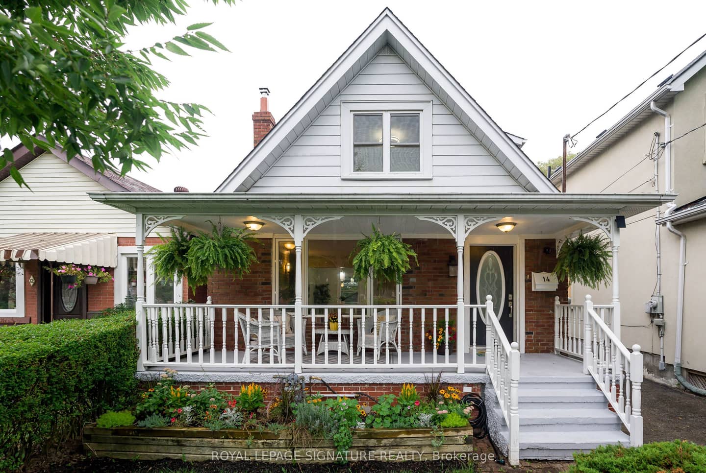 14 Sutherland Avenue, Toronto, ON M4C 1R9