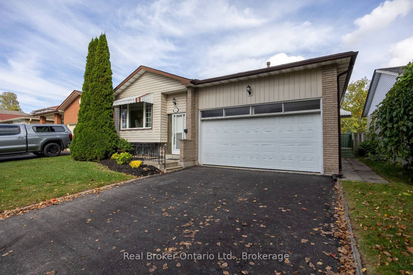 919 Exeter Street, Oshawa, ON L1G 6R9