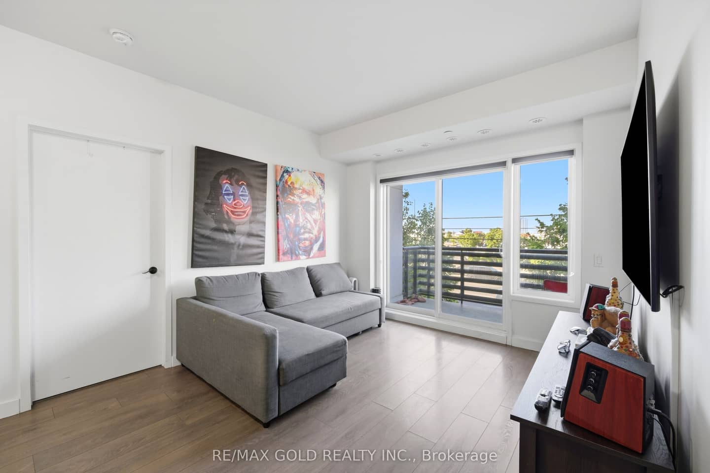 5025 Harvard Road 211, Mississauga, ON L5M 0W6