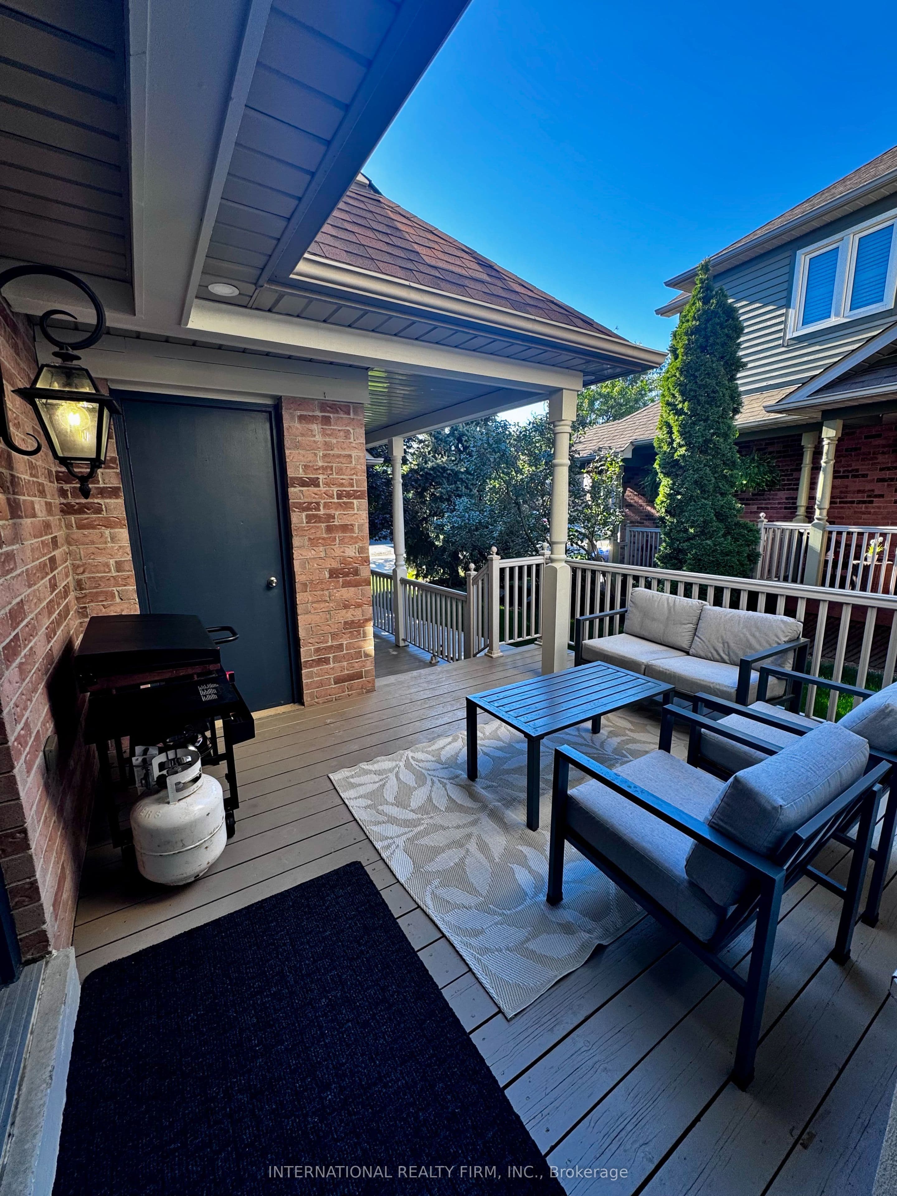 2745 Galleon Crescent, Mississauga, ON L5M 5T8