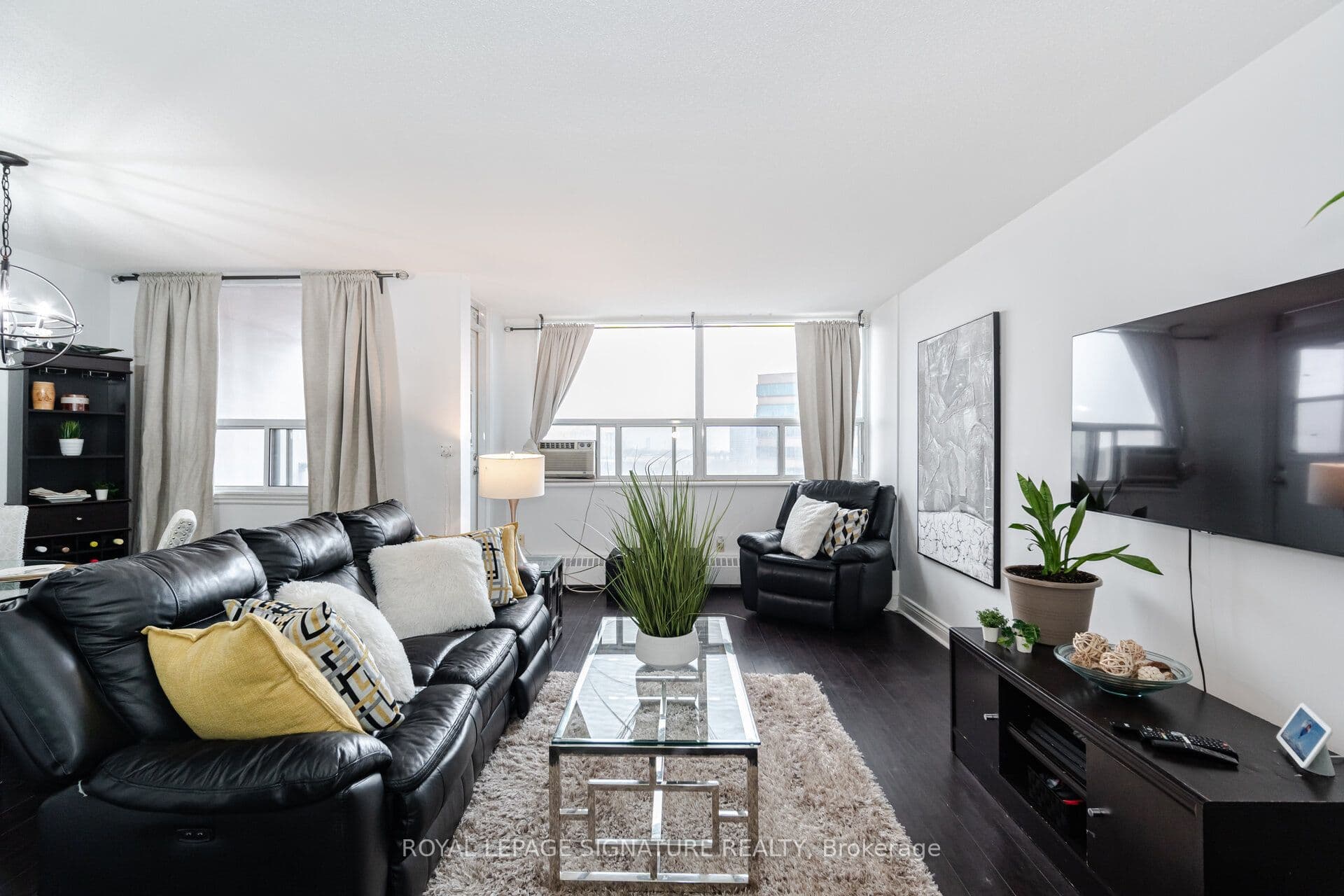 451 The West Mall Drive 1212, Toronto, ON M9C 1G1