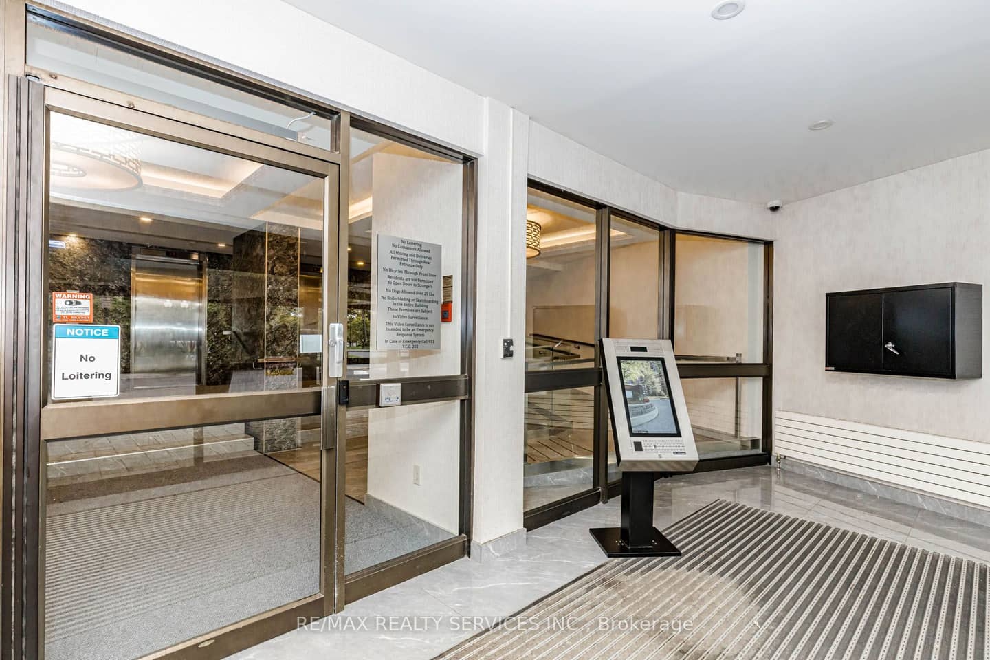 716 The West Mall 1405, Toronto, ON M9C 4X6