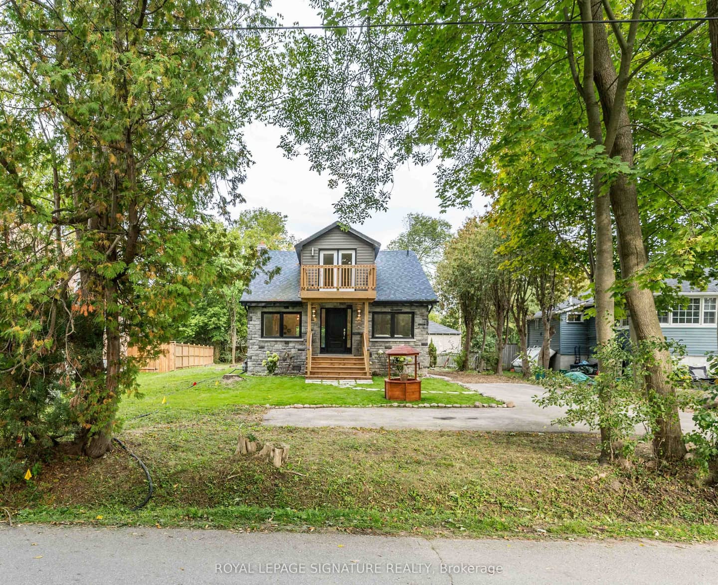815 Rockaway Road, Georgina, ON L0E 1S0