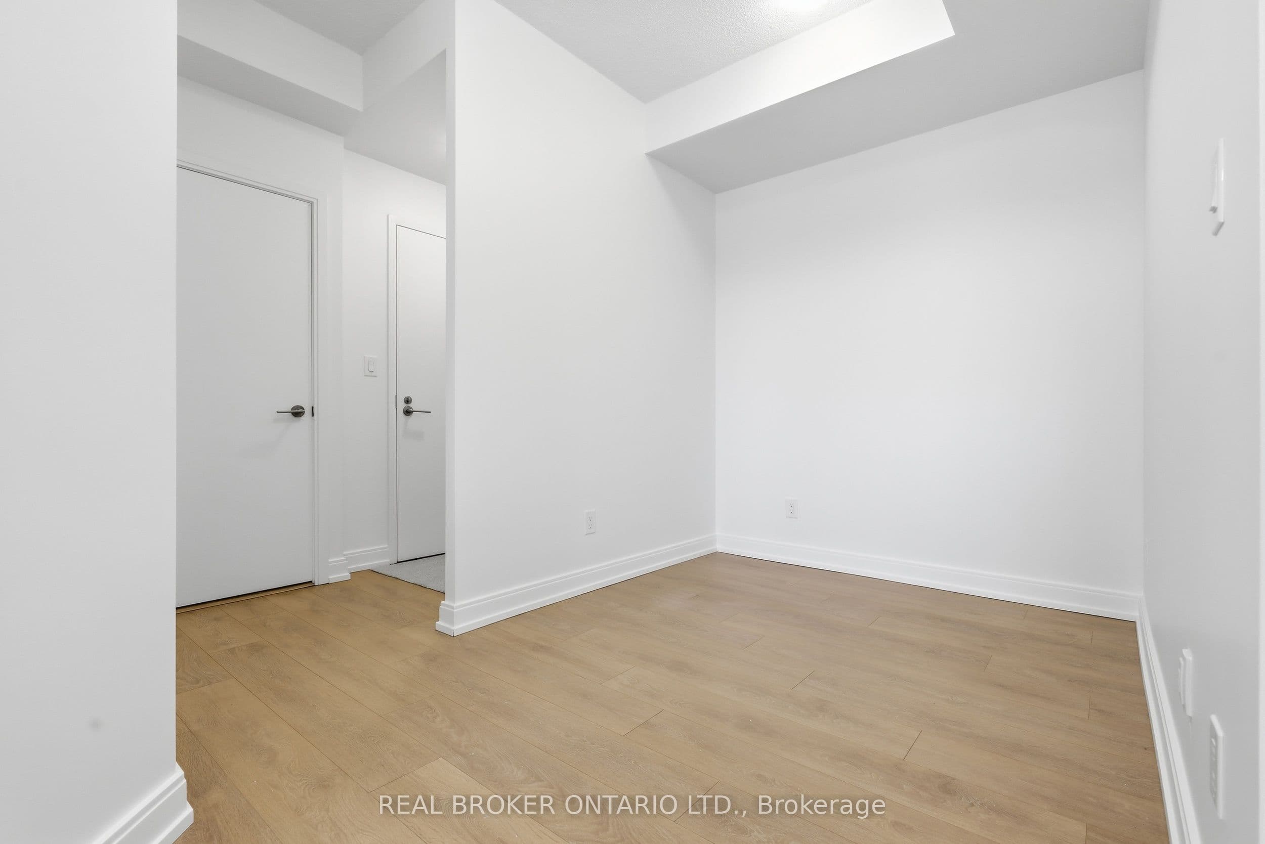 540 Bur Oak Avenue 307, Markham, ON L6C 0Y2