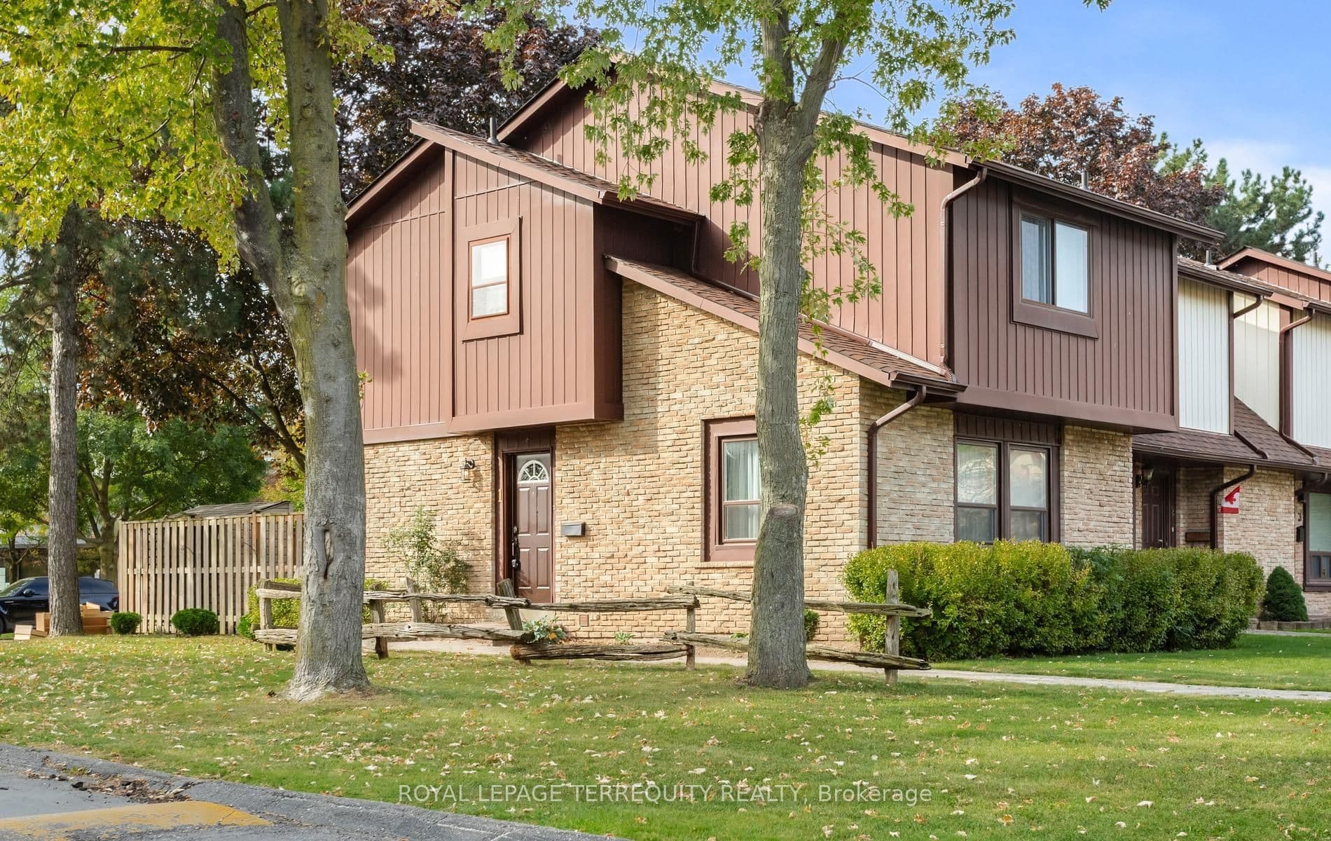 6650 Falconer Drive 1, Mississauga, ON L5N 1B5