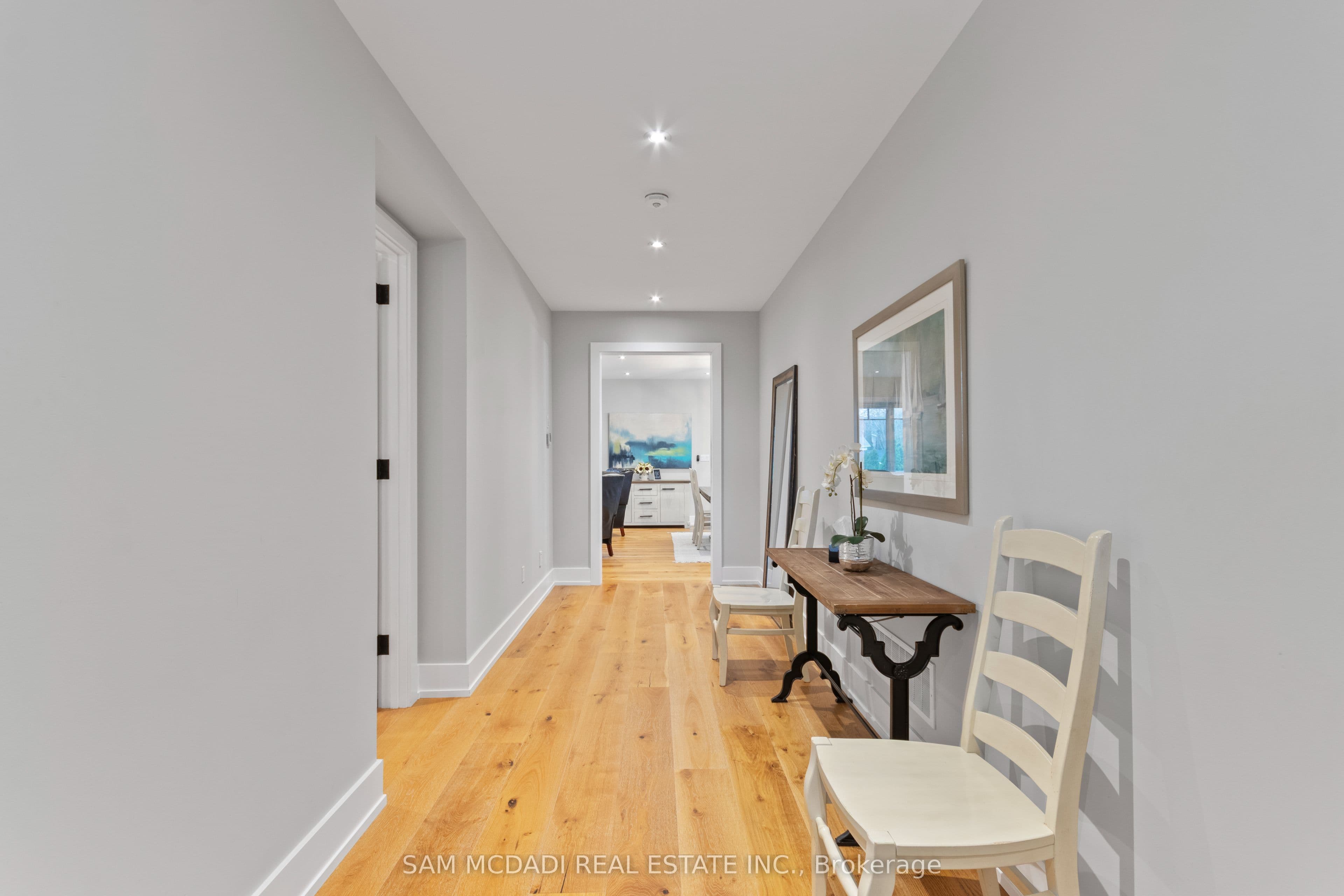 3047 Grenville Drive, Mississauga, ON L5A 2P6