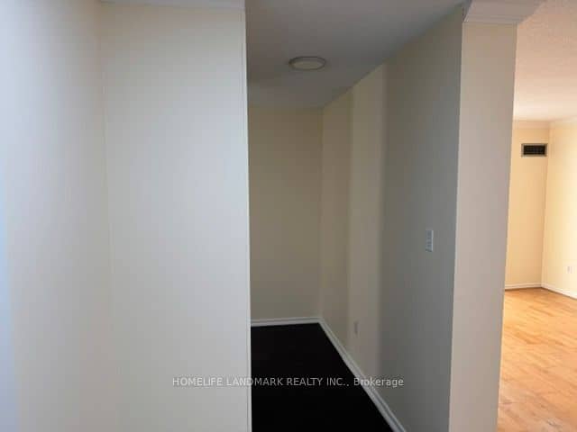 30 Malta Avenue 305, Brampton, ON L6Y 4S5