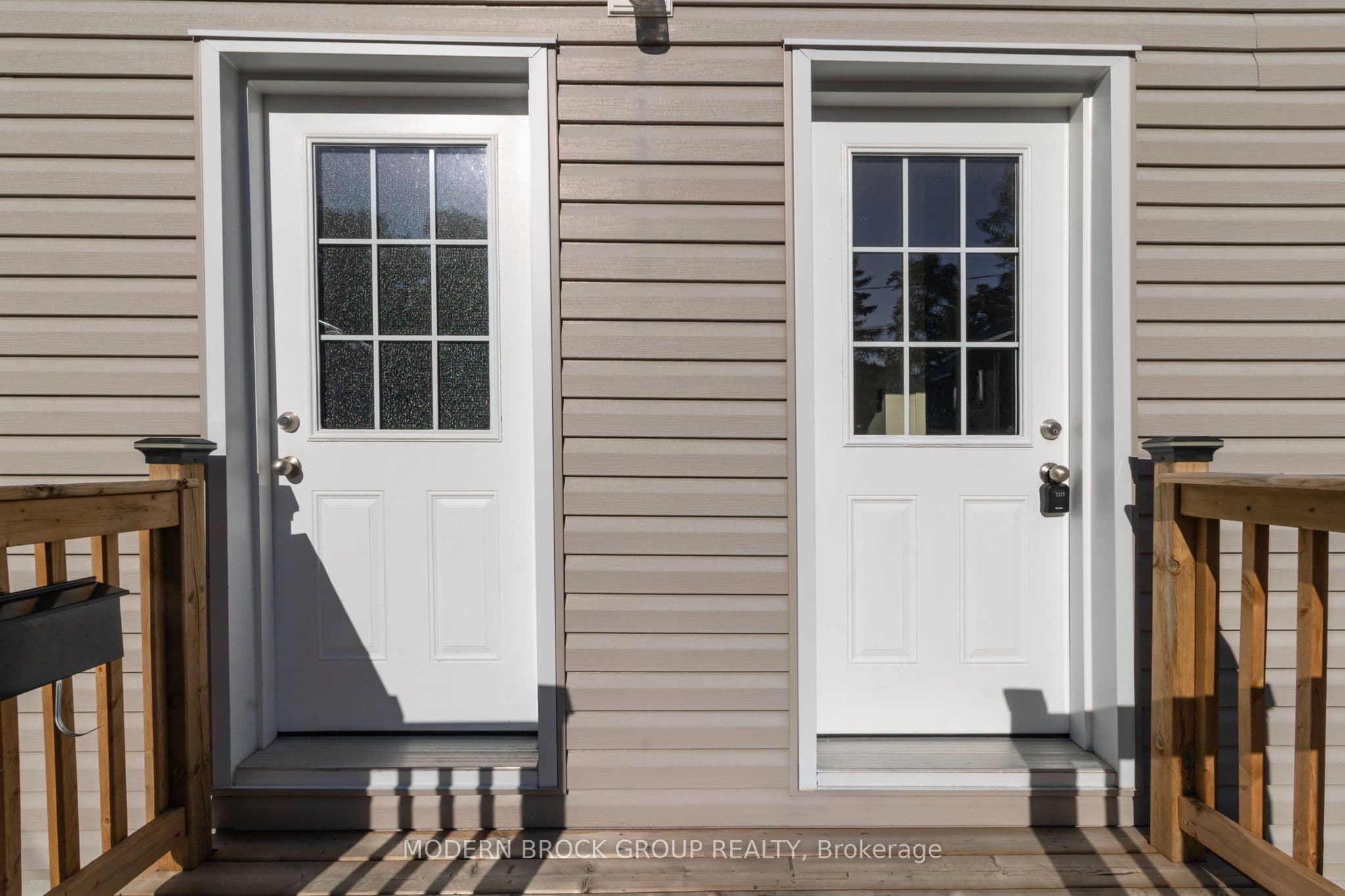 7 Elm Street, Brockville, ON K6V 5M5