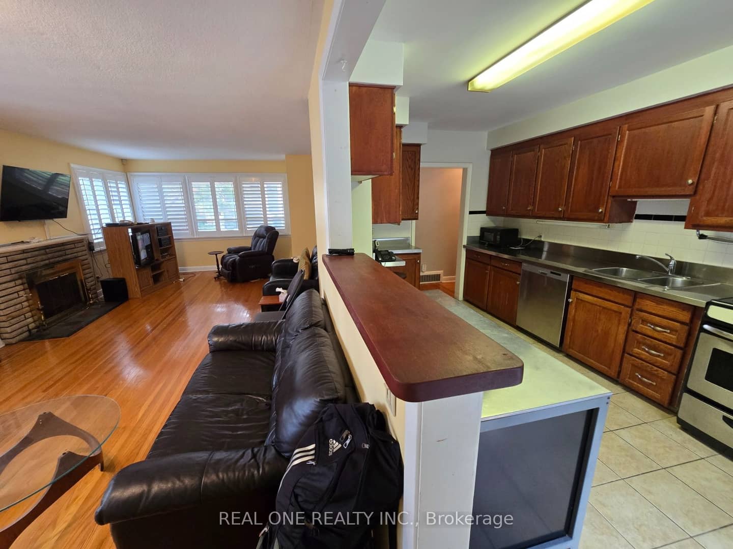 389 Kerrybrook Drive, Richmond Hill, ON L4C 3R4