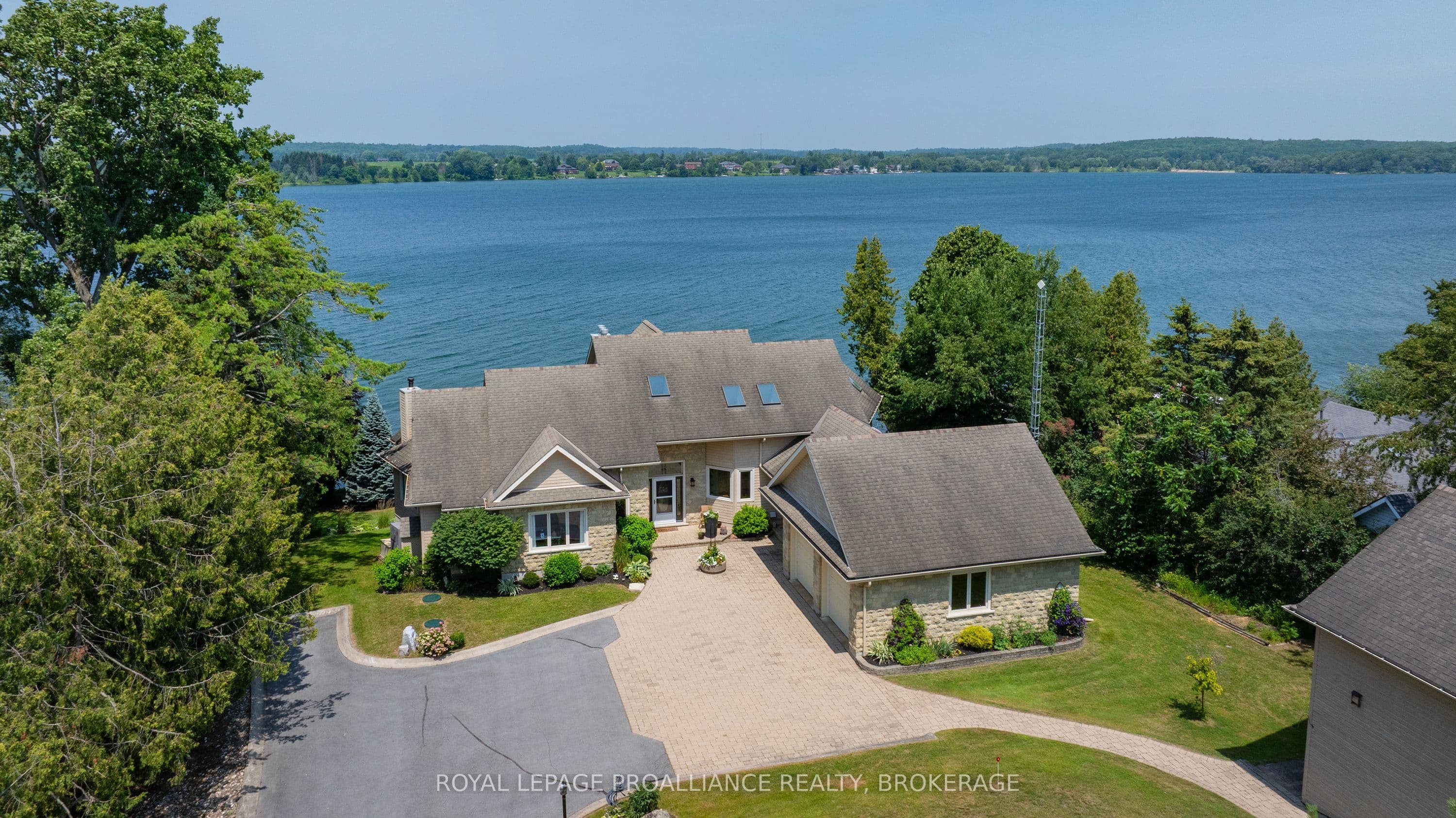31 Leavis Shores, Frontenac Islands, ON K7G 2V6