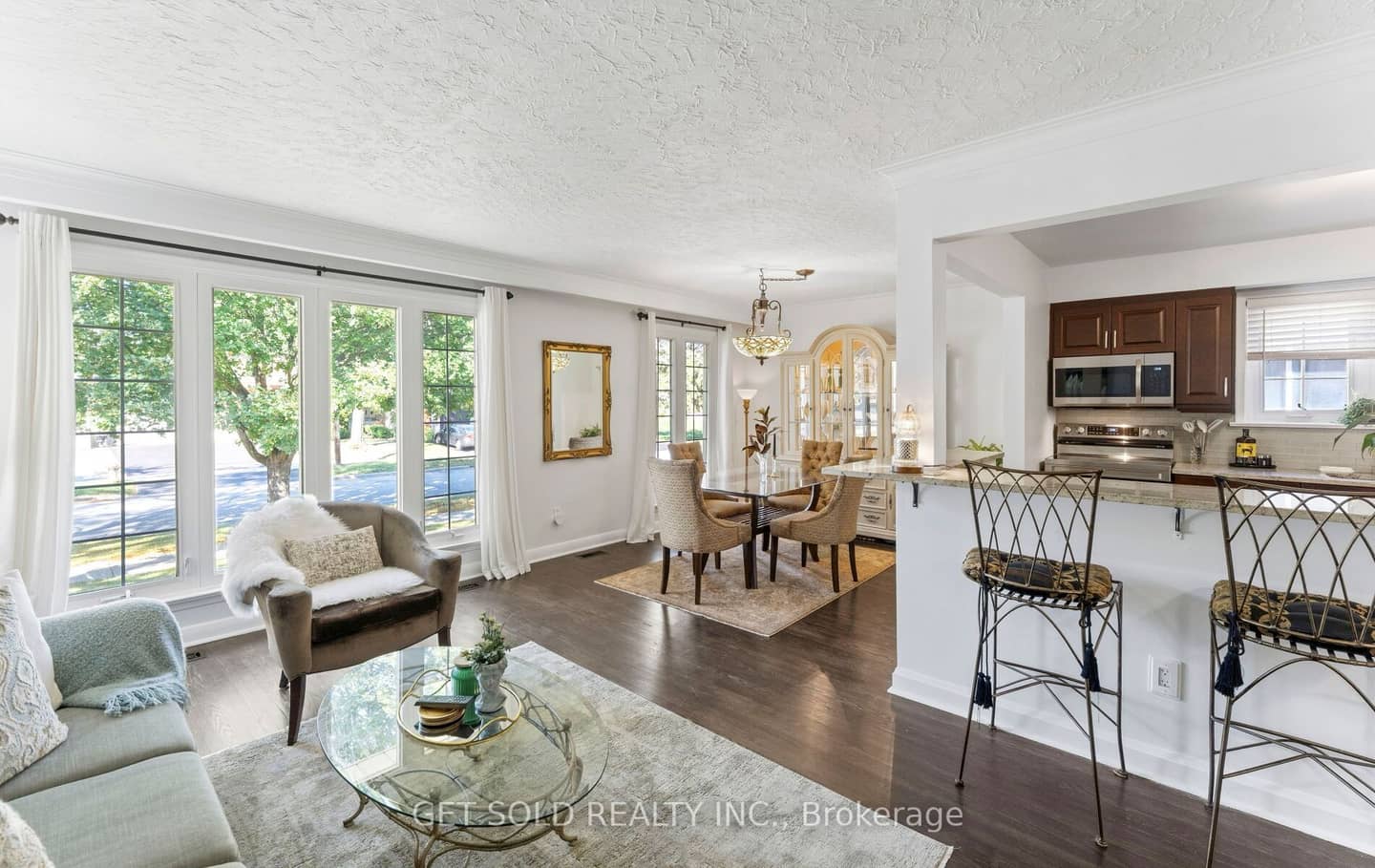 7 Watercliffe Road, Toronto, ON M9W 4E5
