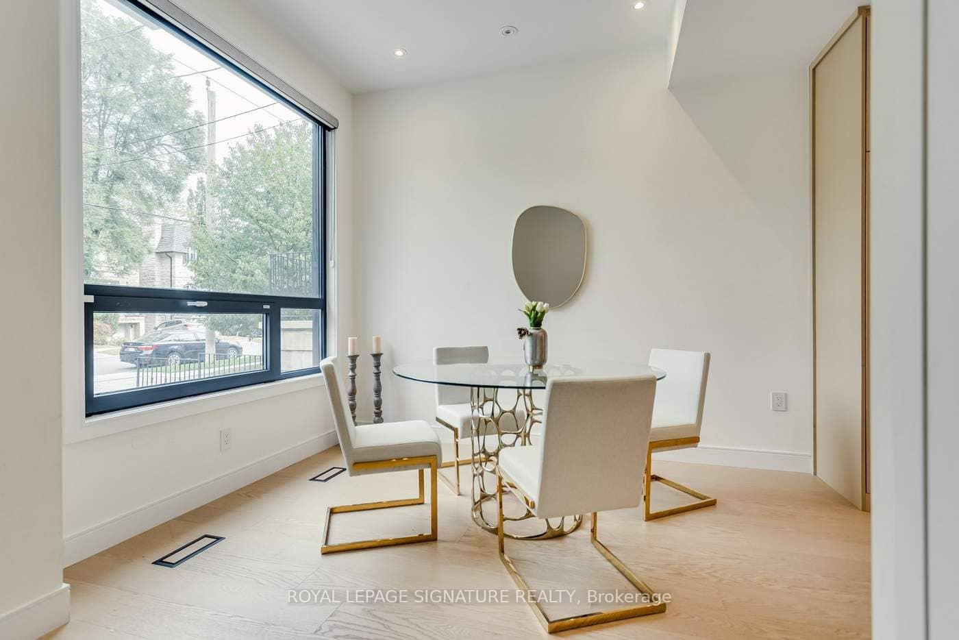 511 Woburn Avenue, Toronto, ON M5M 1L8