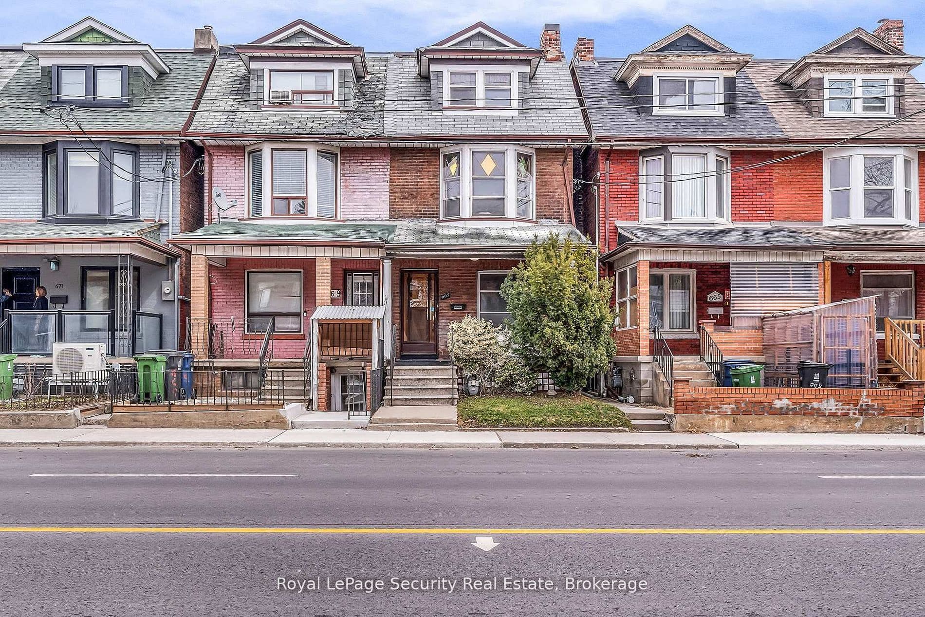 667 Ossington Avenue, Toronto, ON M6G 3T6