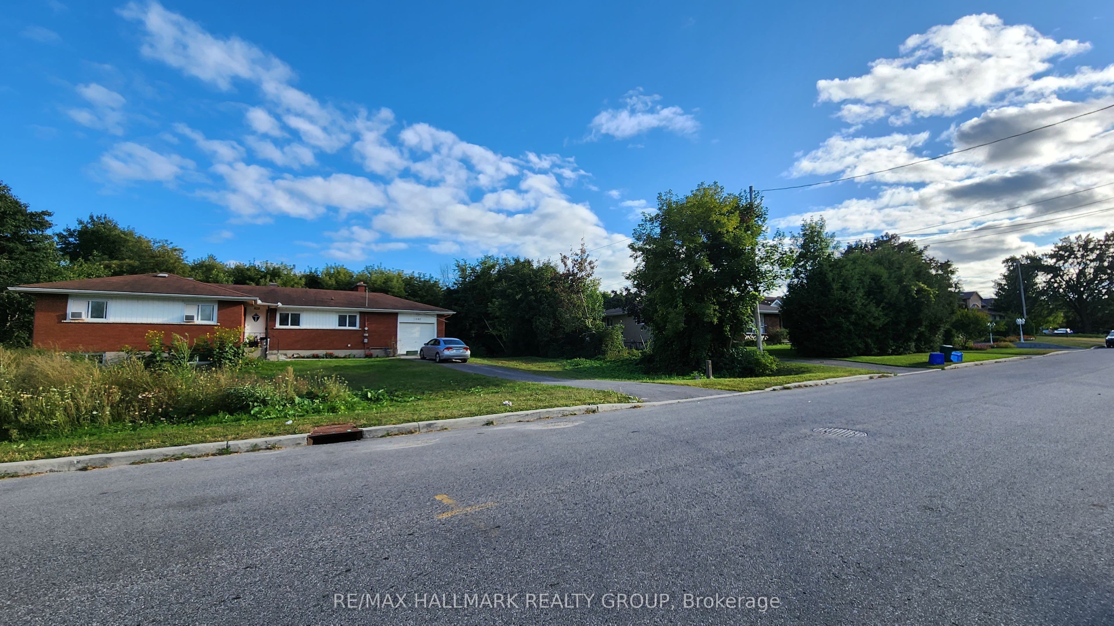 1570-1580 GOTH Avenue, Blossom Park - Airport and Area, ON K1T 1E4
