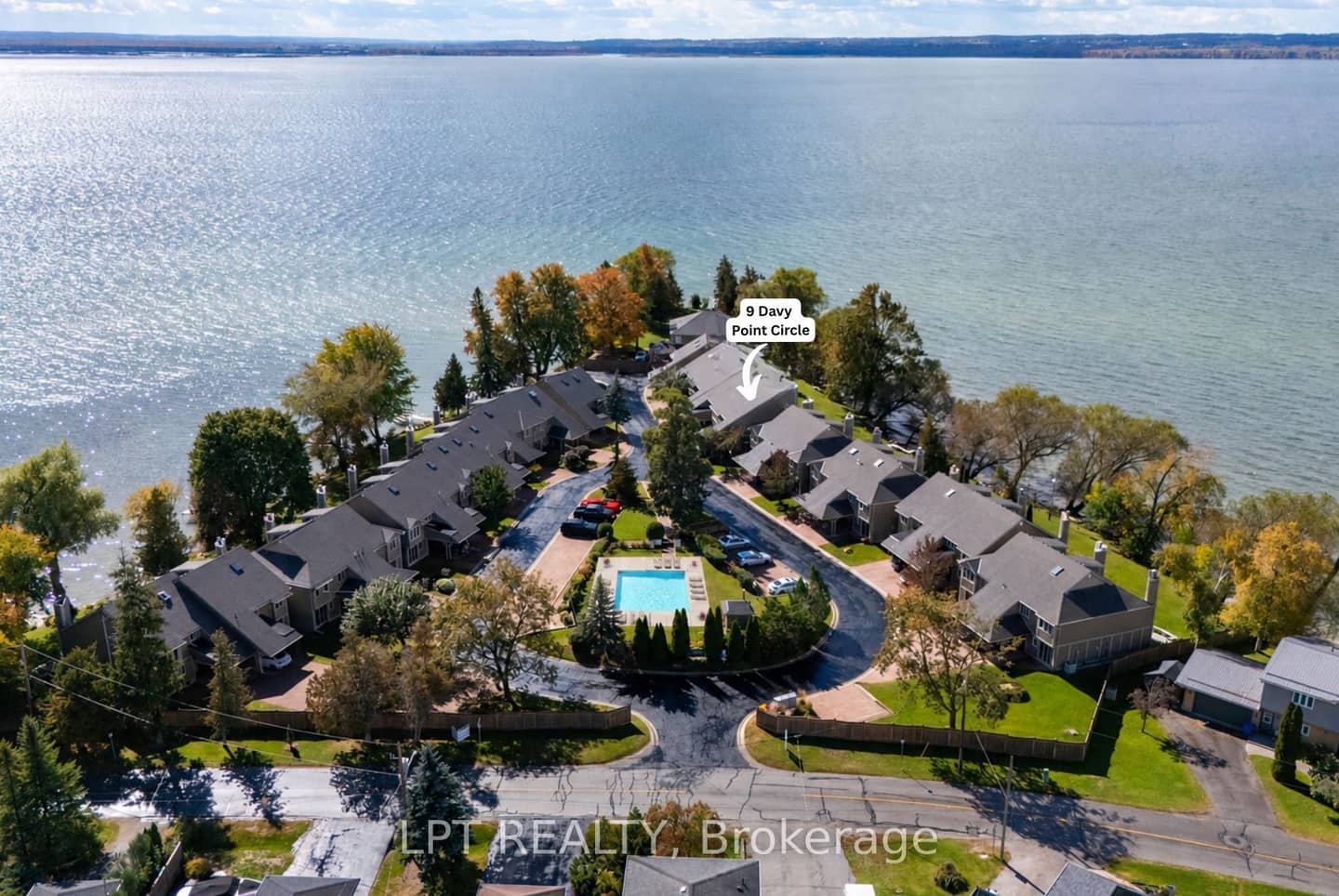 9 Davy Point Circle, Georgina, ON L4P 3H2