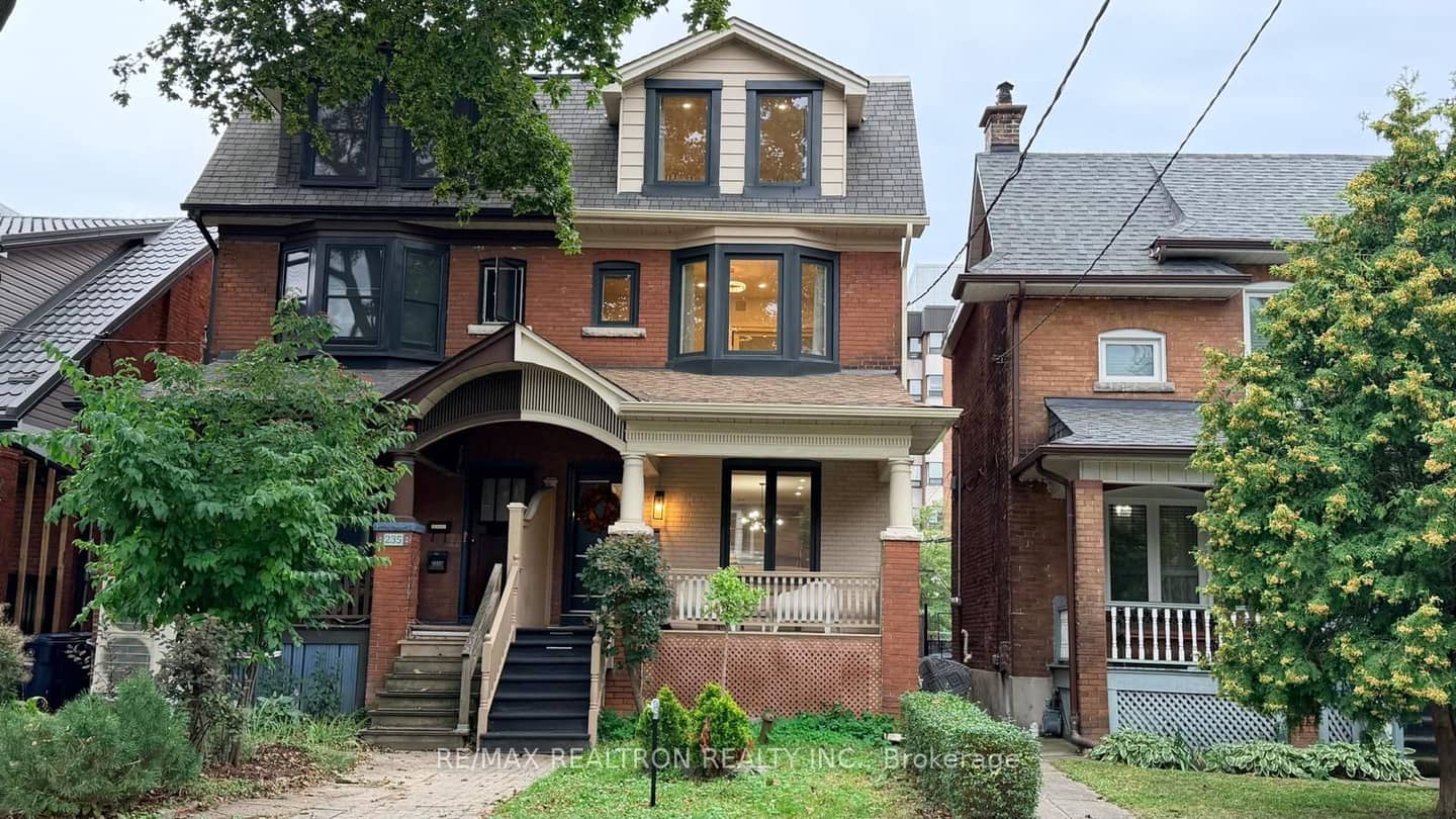 237 Melita Avenue, Toronto, ON M6G 2A1