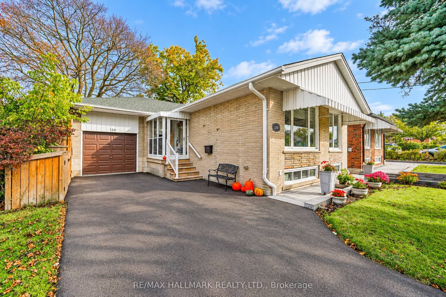 20 Wishing Well Drive, Toronto, ON M1T 1J1