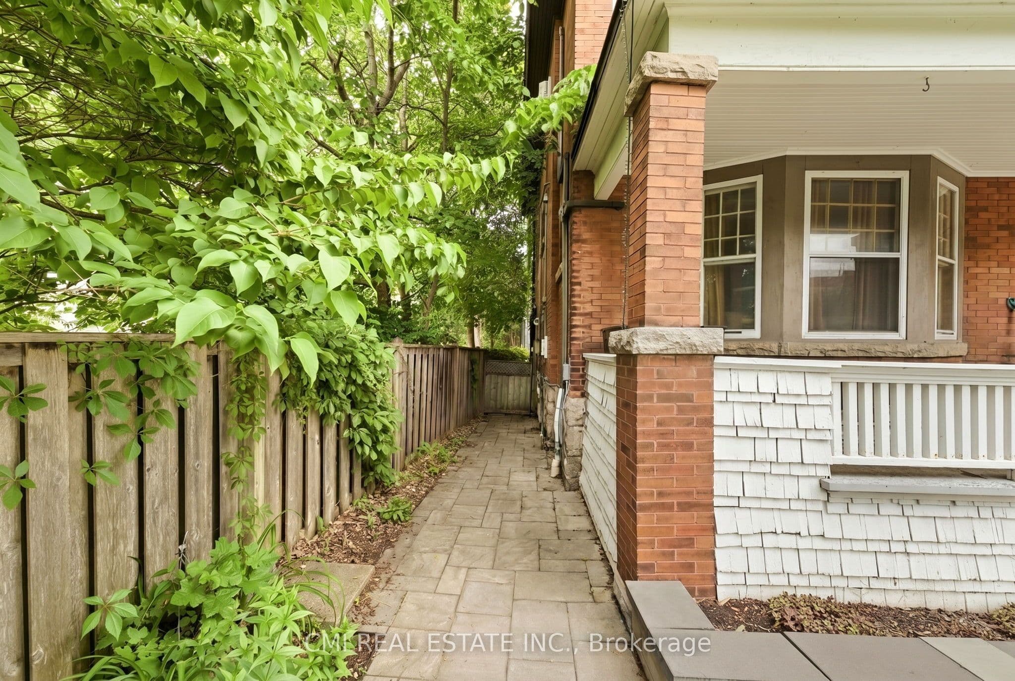 1031 Carling Avenue 1, Dows Lake - Civic Hospital and Area, ON K1Y 4E8