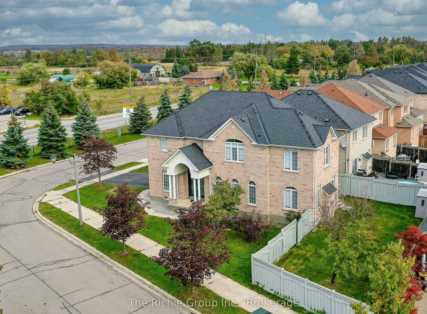 59 Tarquini Crescent, Caledon, ON L7E 2Z5