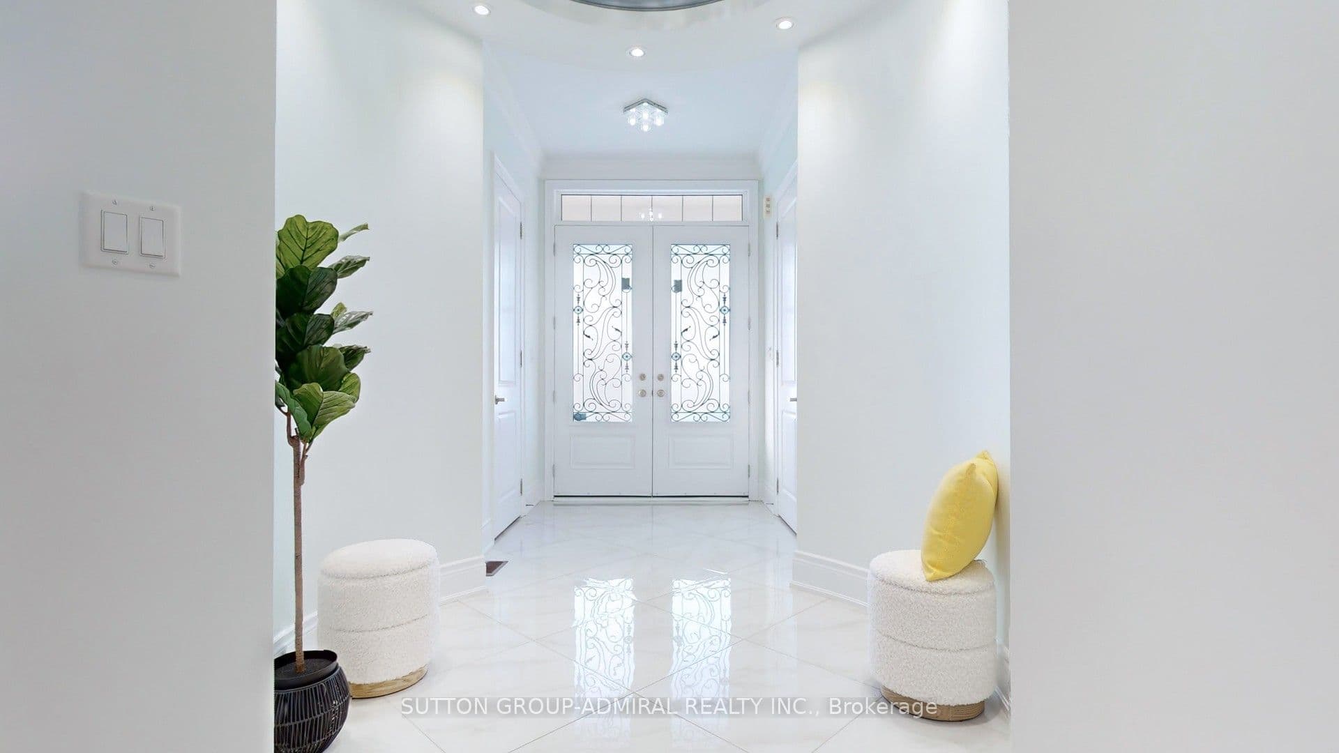 100 Virtue Crescent, Vaughan, ON L4H 4C3