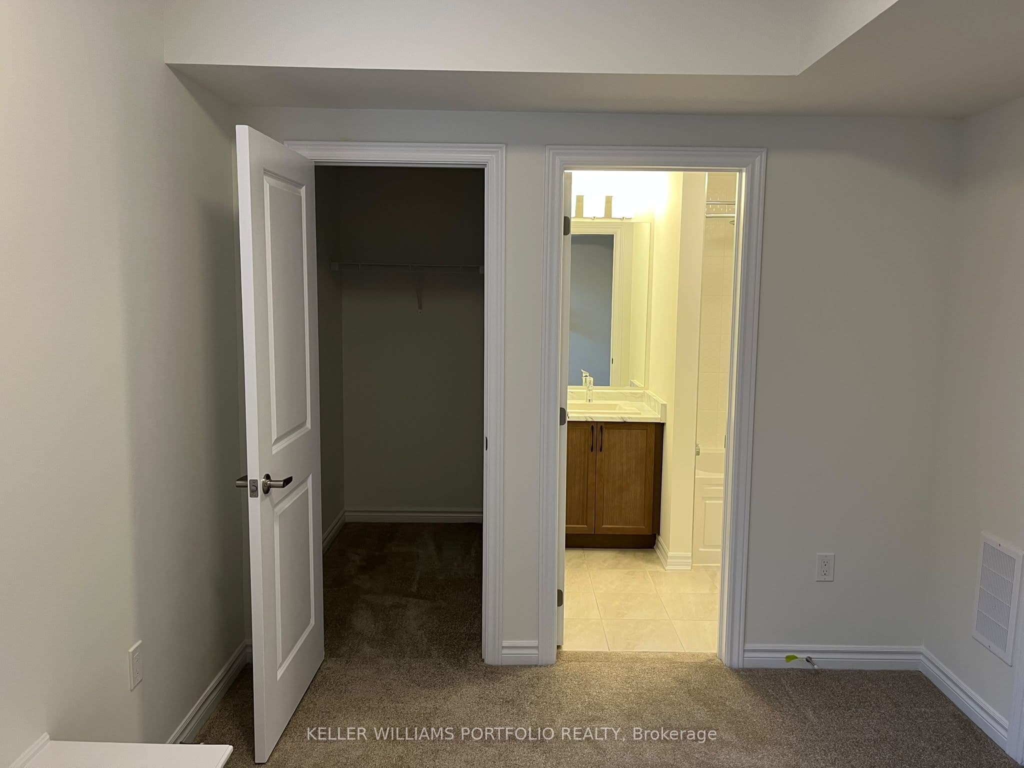 8 Thornbird Crescent Bsmt, Brampton, ON L6V 3N5