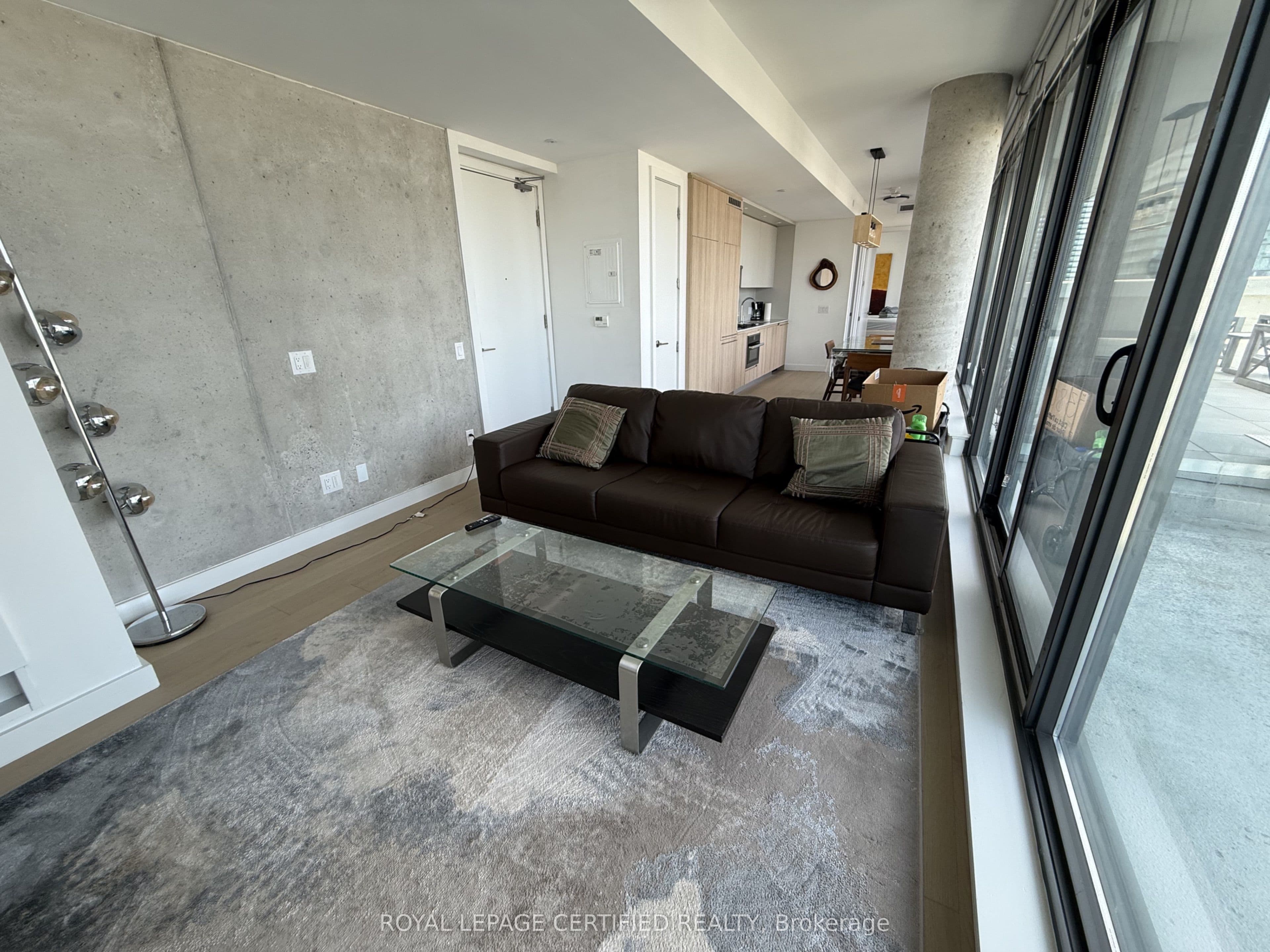 81 Wellesley Street E 2305, Toronto, ON M4Y 0C5