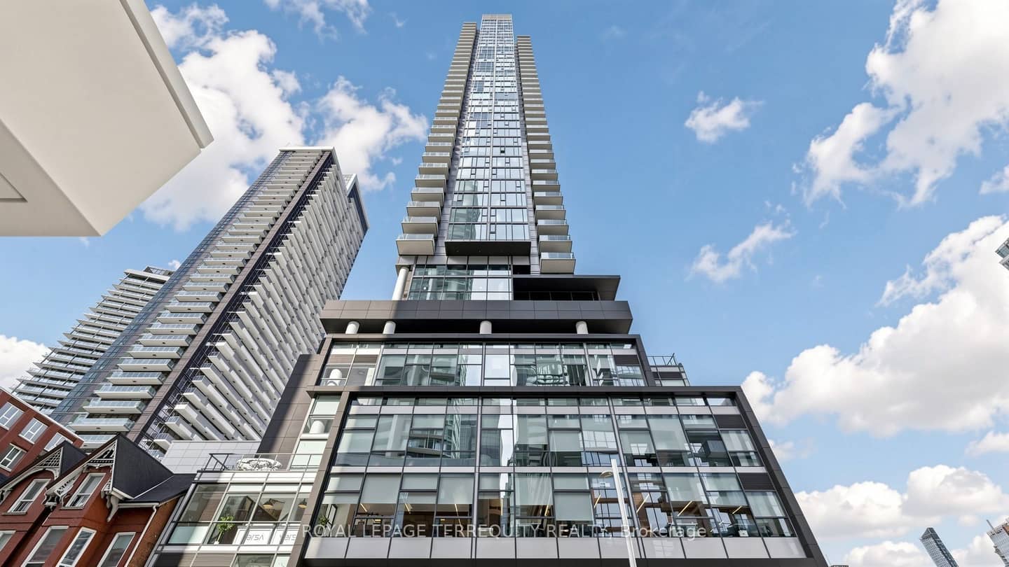 290 Adelaide Street W 3512, Toronto, ON M5V 0P3
